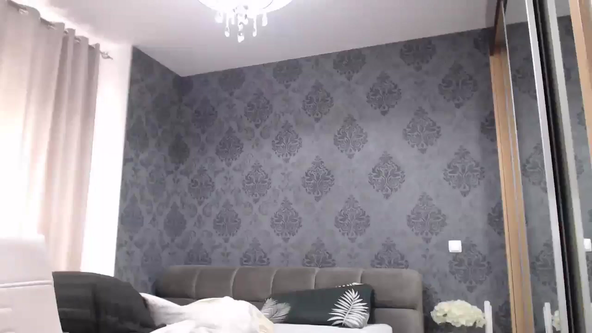 Gallery image thumbnail from Anayys's myfreecams stream on, 03/28/2025, 12:21 image 2 of 20