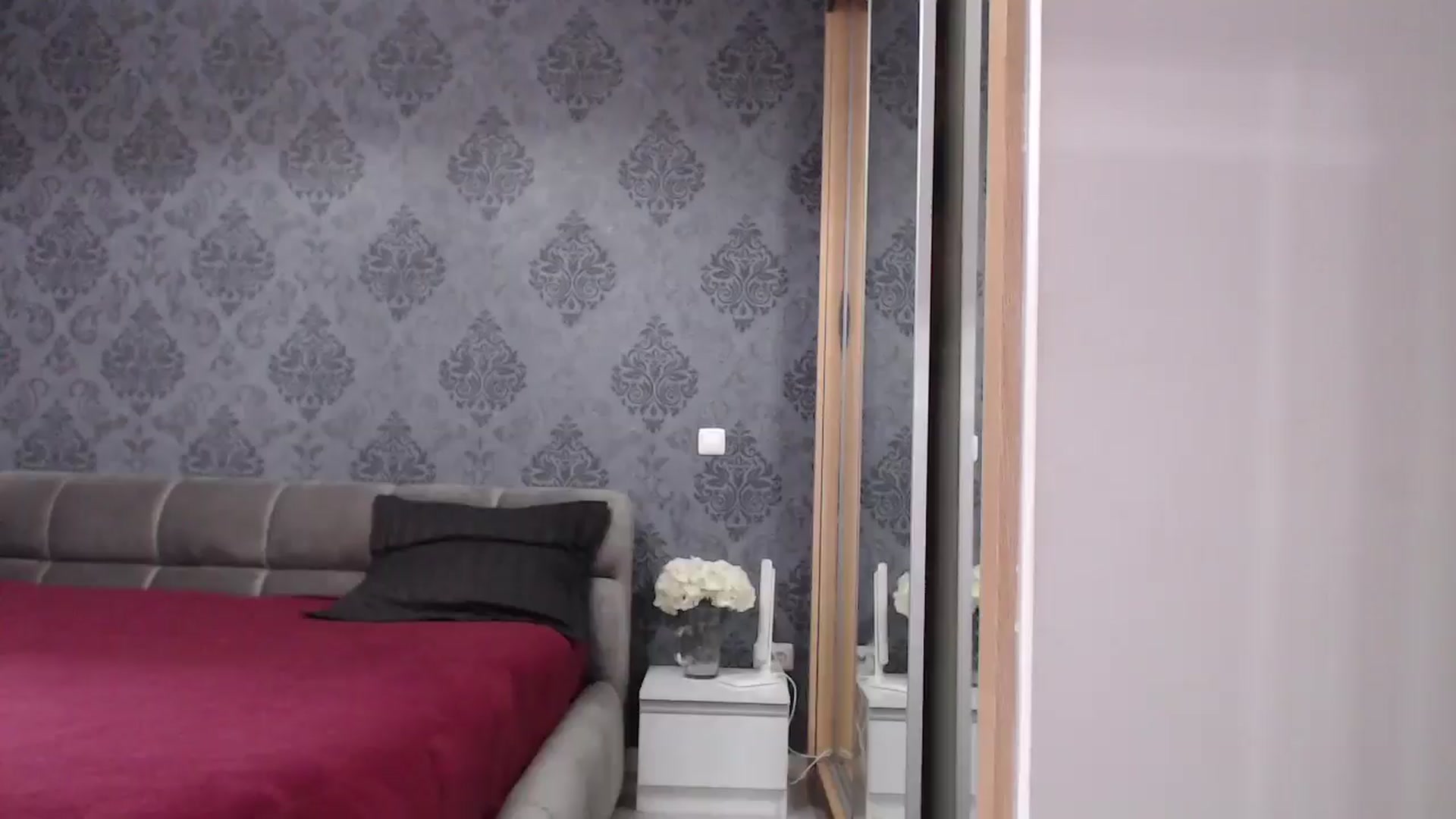 Gallery image thumbnail from Anayys's myfreecams stream on, 03/31/2025, 05:47 image 6 of 20