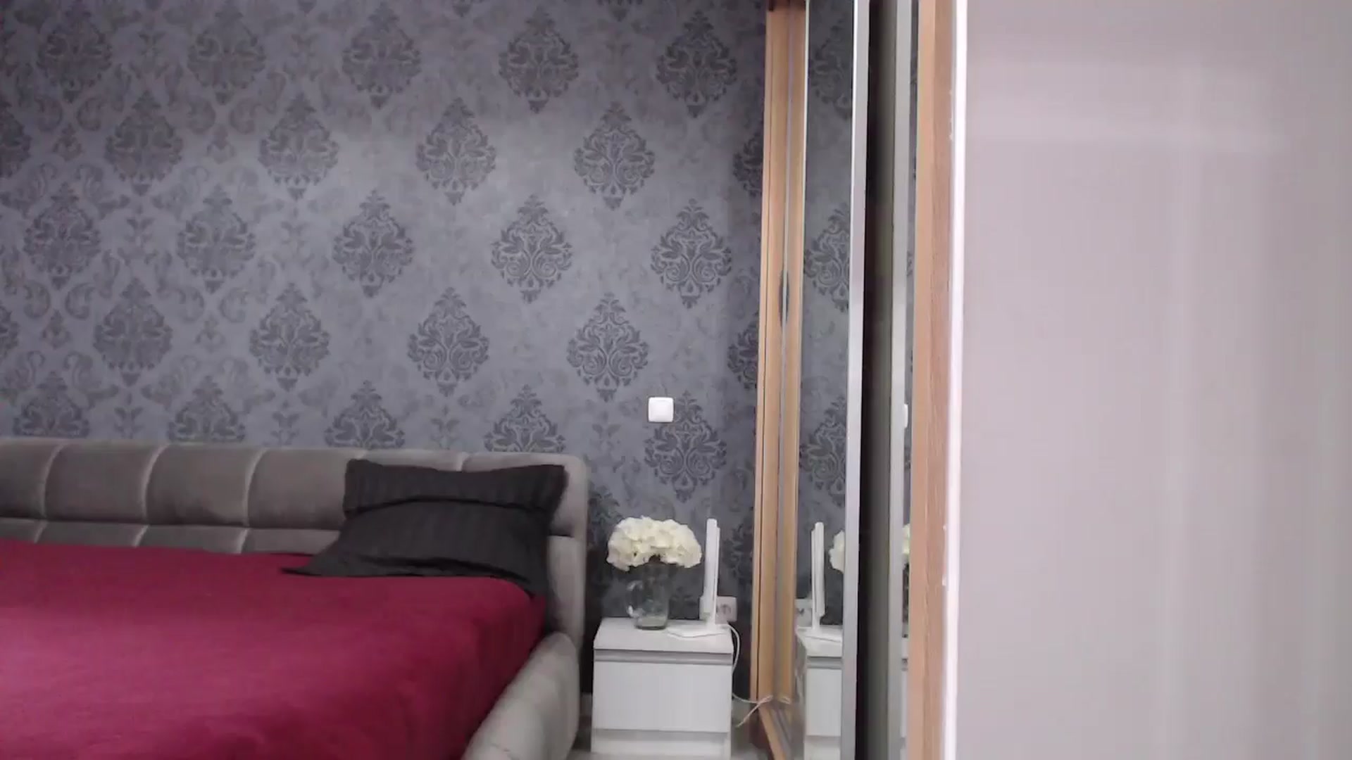 Gallery image thumbnail from Anayys's myfreecams stream on, 03/31/2025, 05:47 image 5 of 20