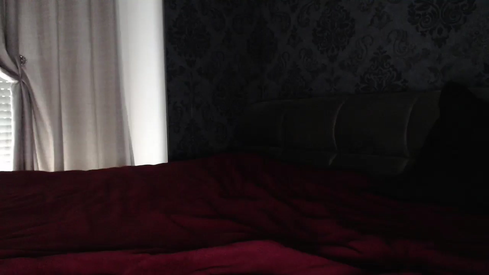 Gallery image thumbnail from Anayys's myfreecams stream on, 03/31/2025, 10:44 image 4 of 20