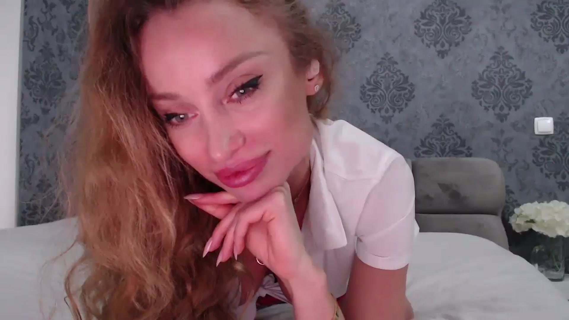 Gallery image thumbnail from Anayys's myfreecams stream on, 04/01/2025, 10:43 image 3 of 20