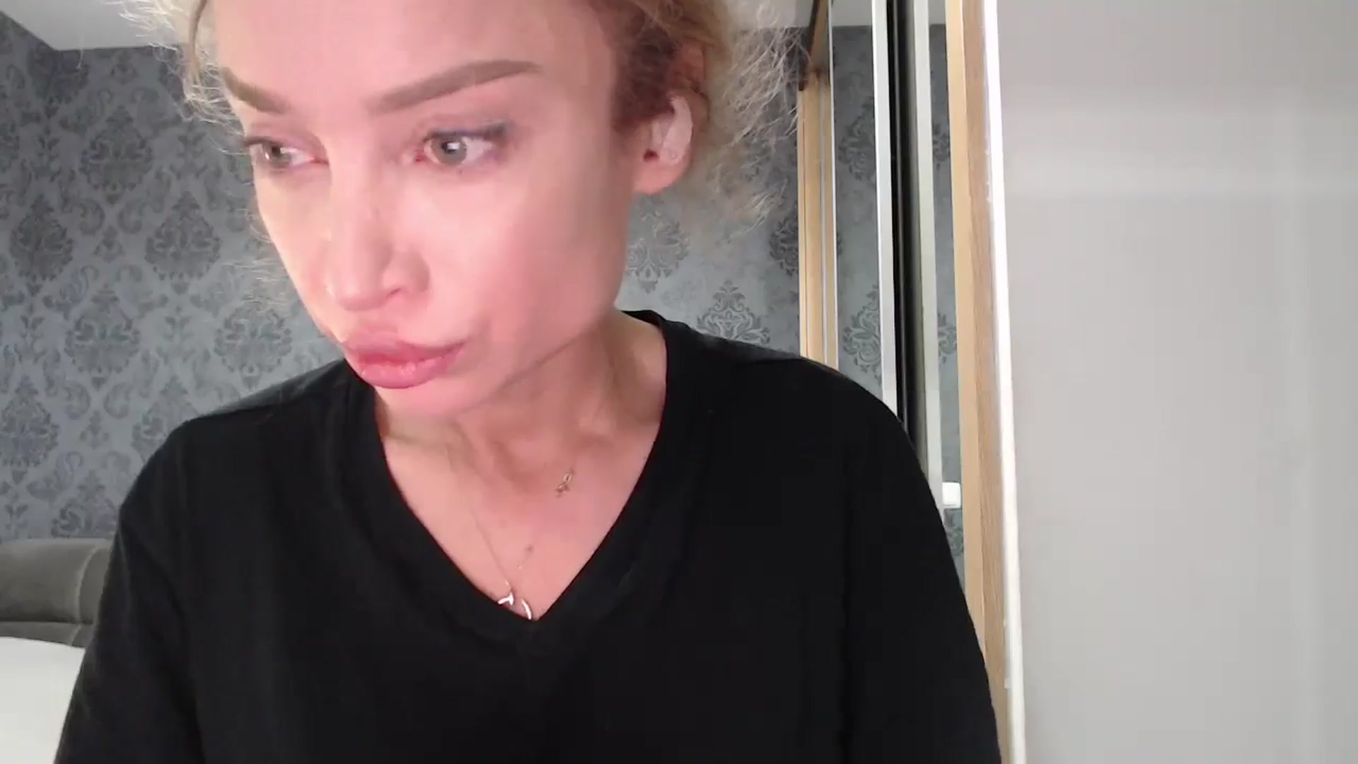 Gallery image thumbnail from Anayys's myfreecams stream on, 04/02/2025, 09:02 image 3 of 20