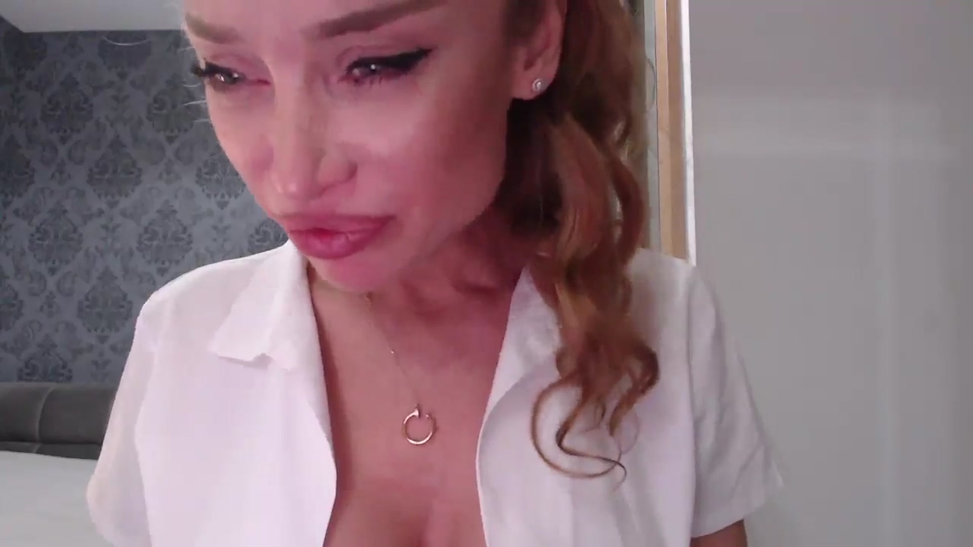 Gallery image thumbnail from Anayys's myfreecams stream on, 04/03/2025, 11:22 image 4 of 20