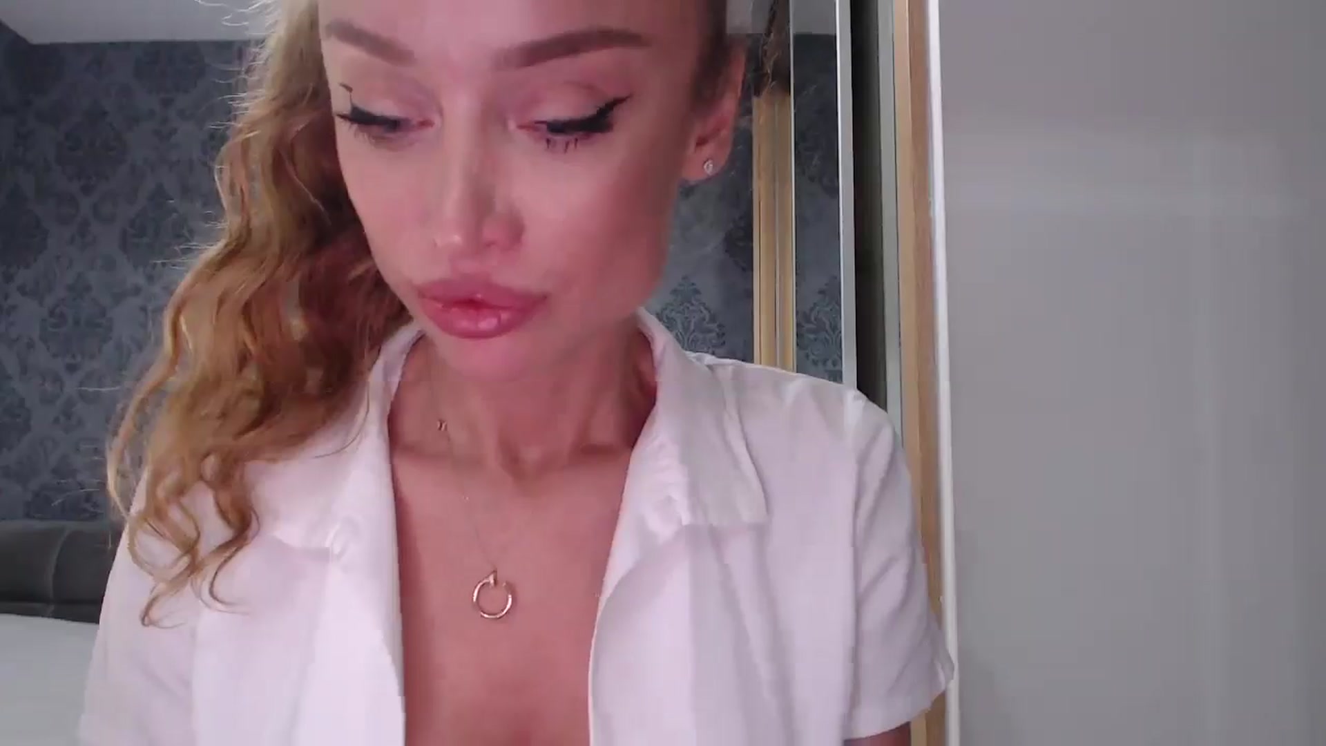 Gallery image thumbnail from Anayys's myfreecams stream on, 04/03/2025, 11:22 image 5 of 20