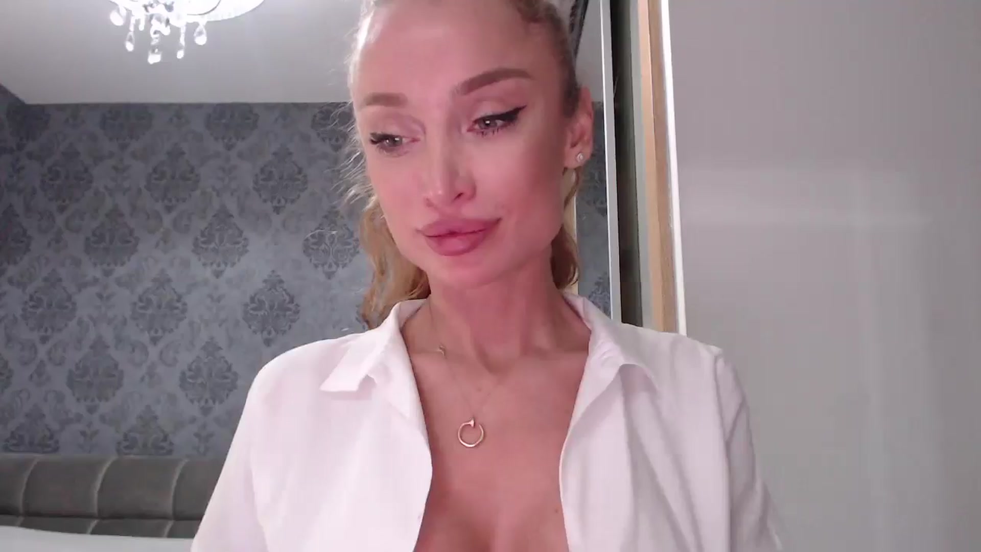Gallery image thumbnail from Anayys's myfreecams stream on, 04/03/2025, 11:22 image 13 of 20