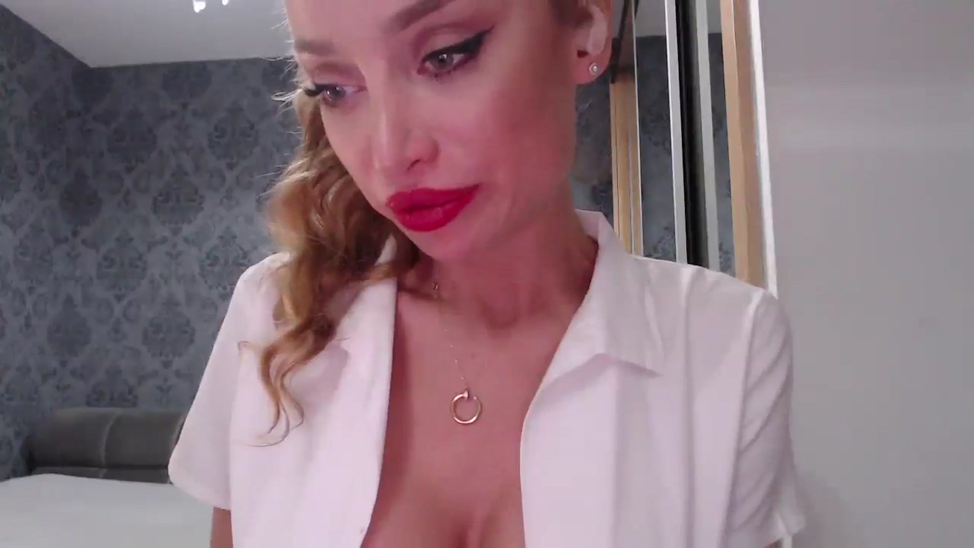 Gallery image thumbnail from Anayys's myfreecams stream on, 04/03/2025, 13:51 image 2 of 20
