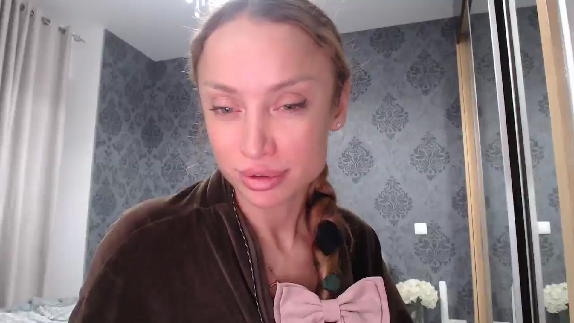 Gallery image thumbnail from Anayys's myfreecams stream on, 04/07/2025, 03:03 image 17 of 20