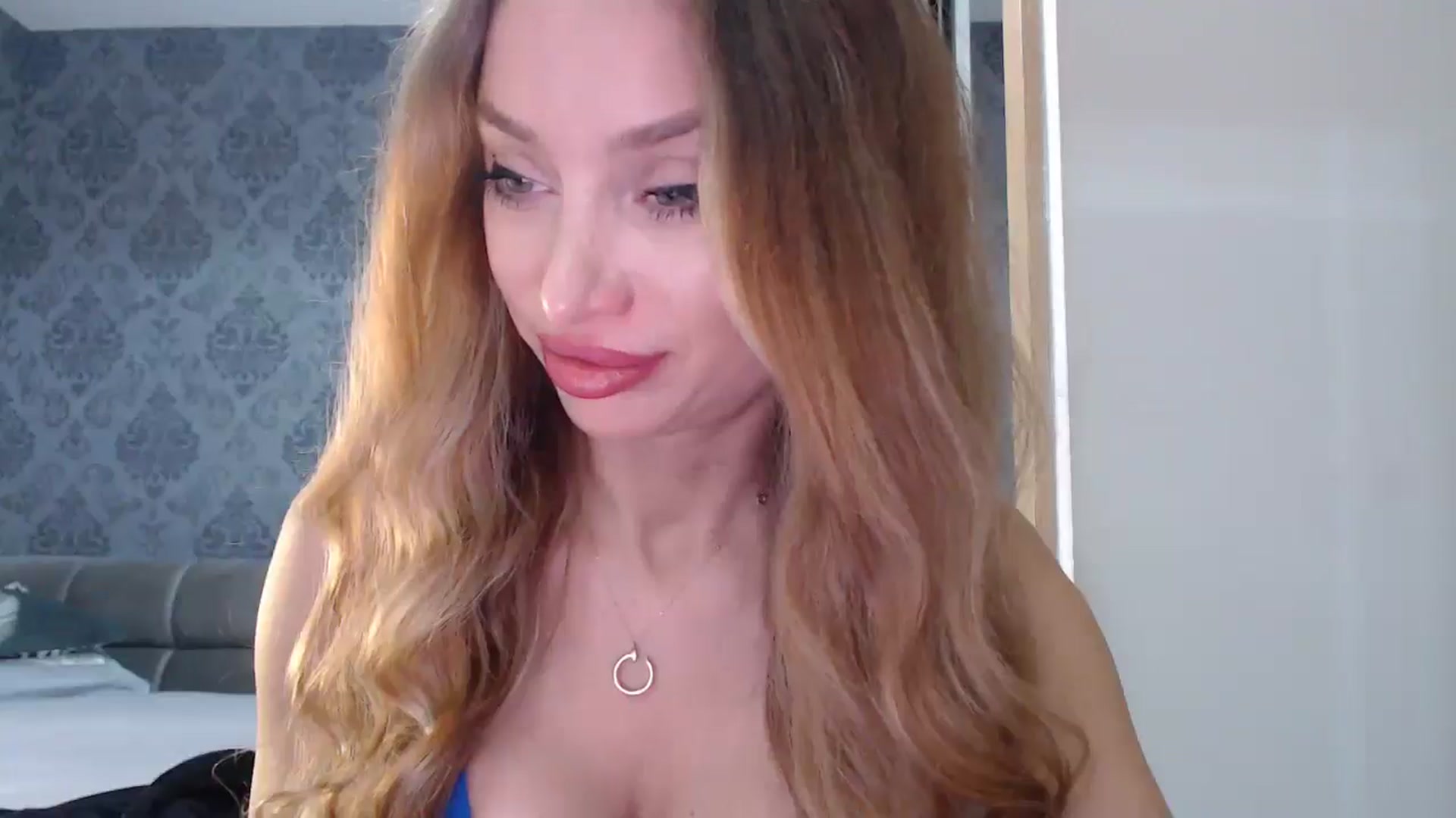 Gallery image thumbnail from Anayys's myfreecams stream on, 04/09/2025, 15:02 image 8 of 20