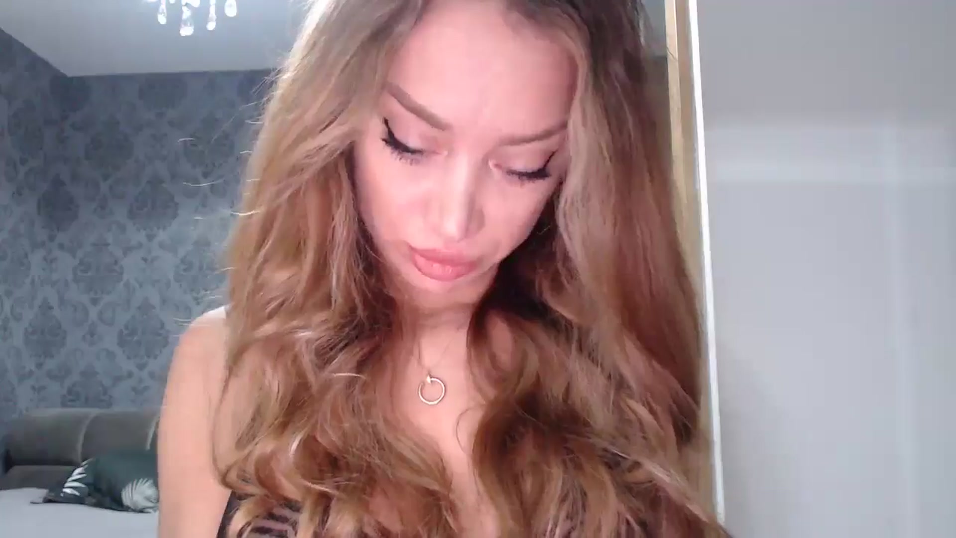 Gallery image thumbnail from Anayys's myfreecams stream on, 04/10/2025, 13:19 image 10 of 20