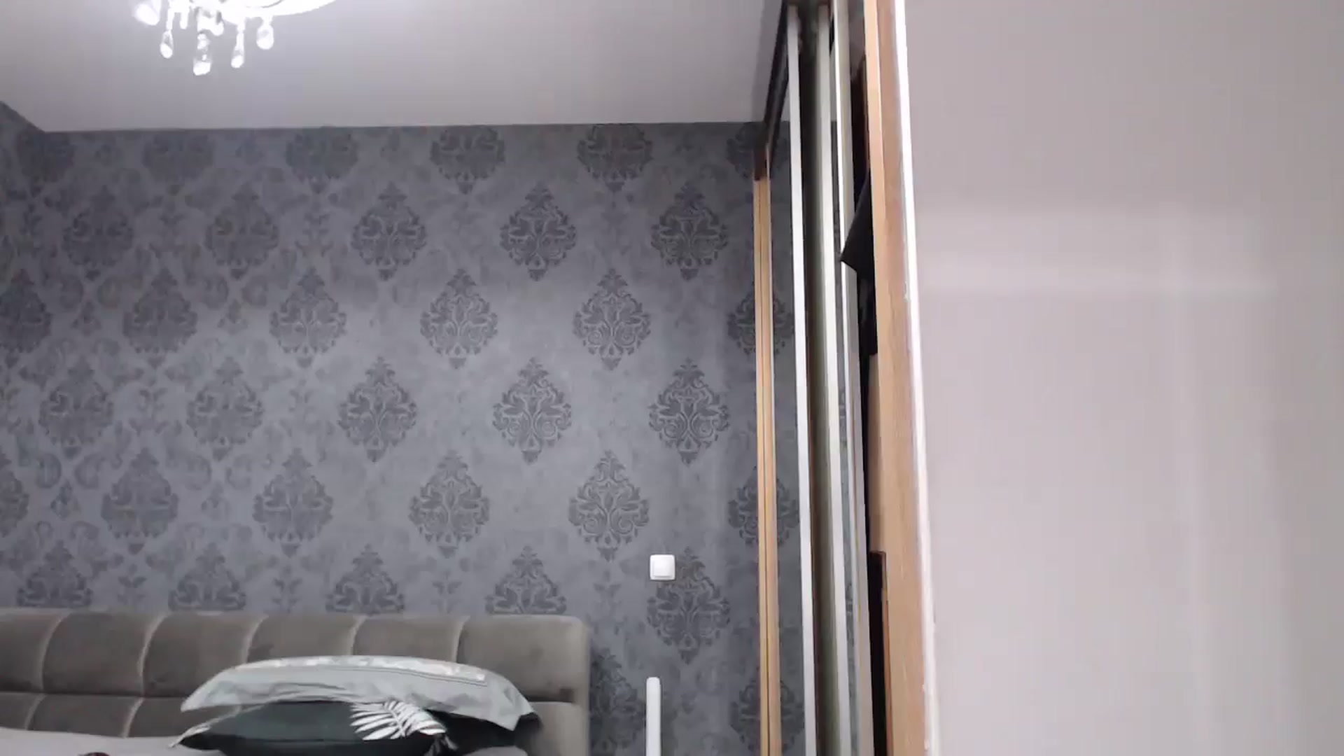 Gallery image thumbnail from Anayys's myfreecams stream on, 04/13/2025, 12:27 image 3 of 20