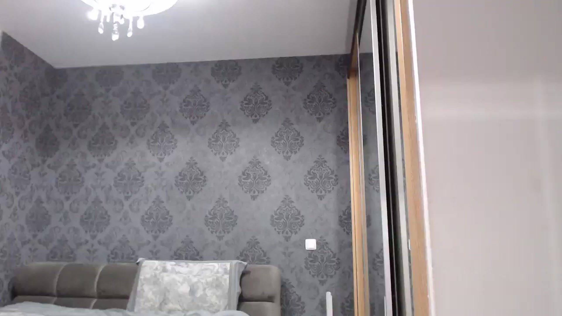 Gallery image thumbnail from Anayys's myfreecams stream on, 04/15/2025, 22:41 image 12 of 20