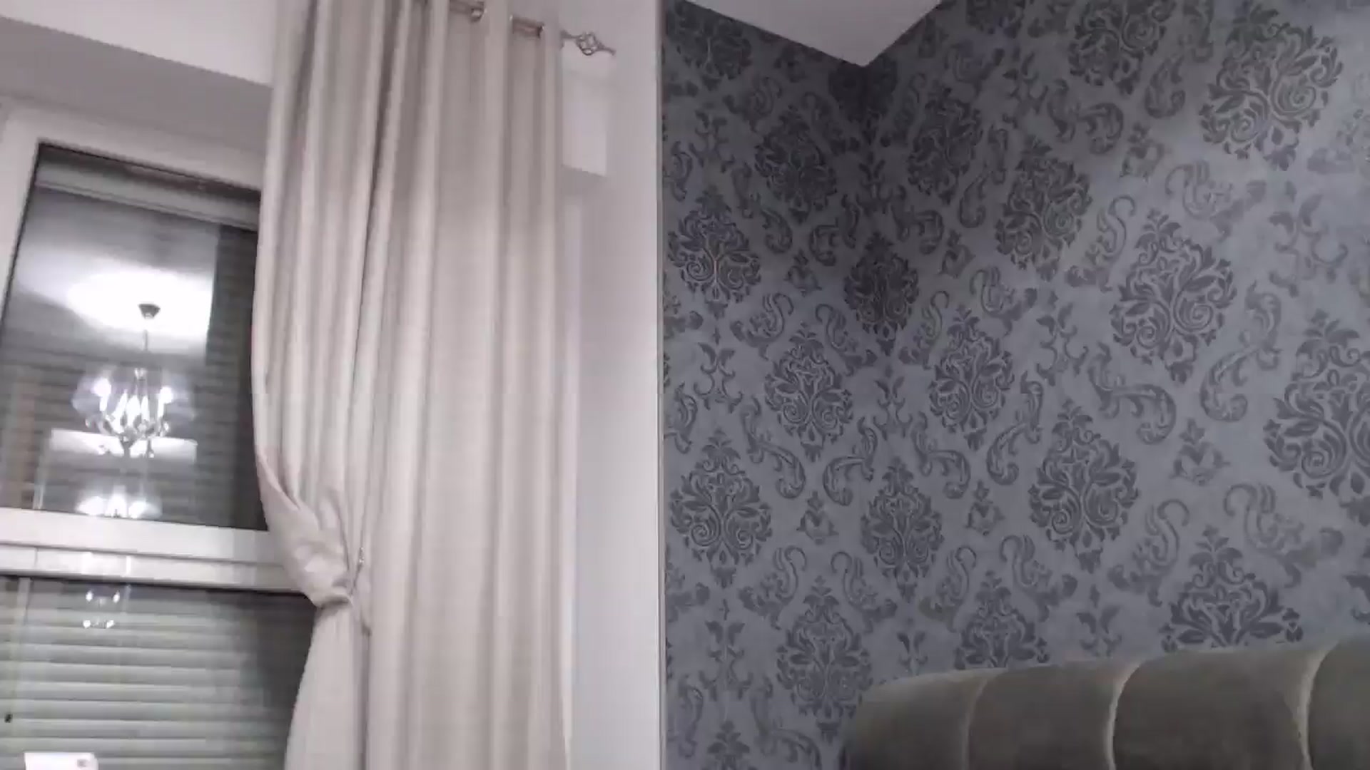 Gallery image thumbnail from Anayys's myfreecams stream on, 04/18/2025, 24:01 image 17 of 20