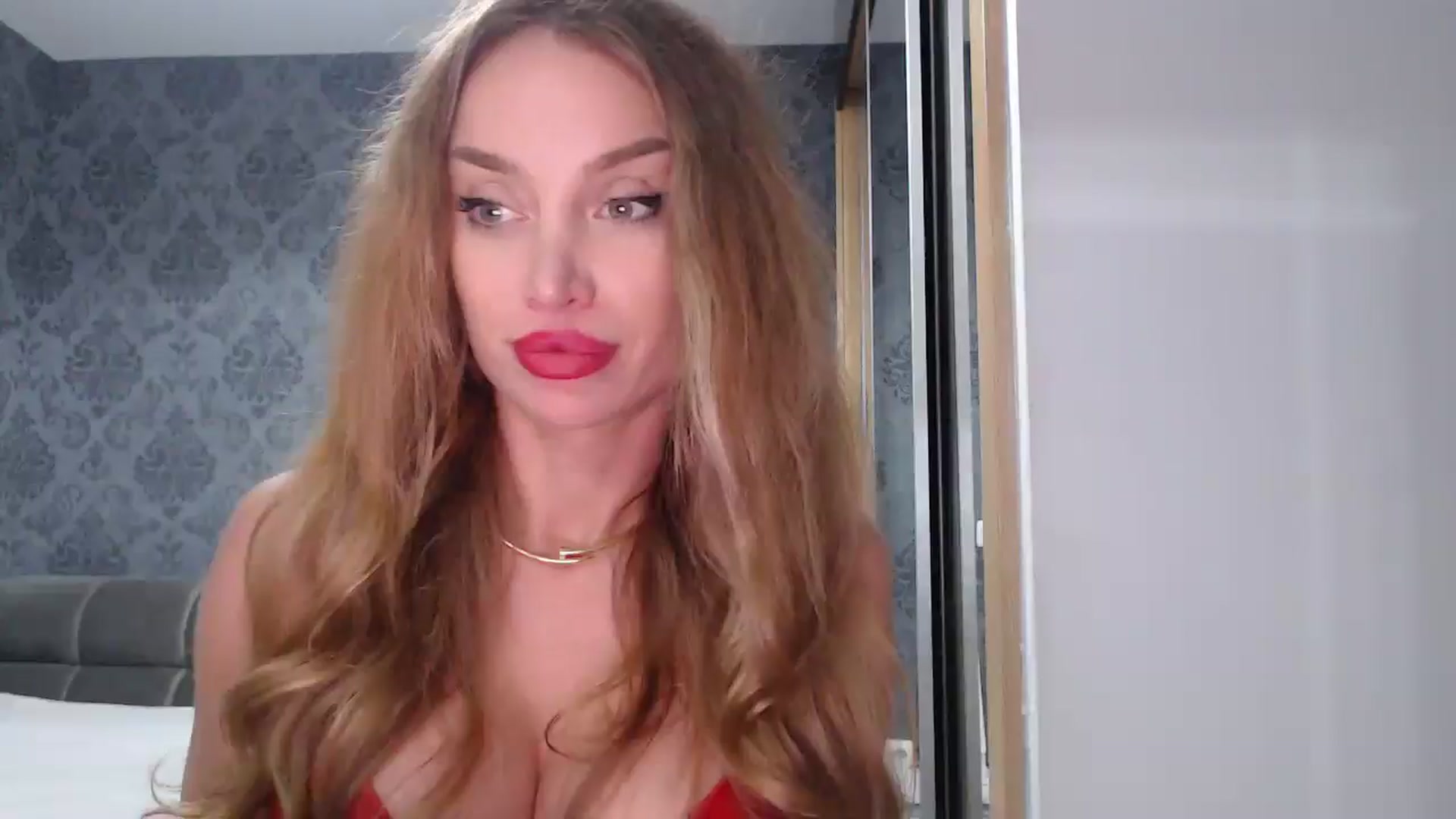 Gallery image thumbnail from Anayys's myfreecams stream on, 04/20/2025, 21:17 image 1 of 20