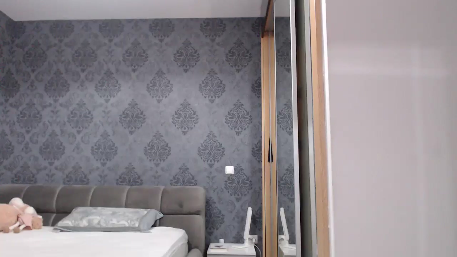 Gallery image thumbnail from Anayys's myfreecams stream on, 04/22/2025, 10:21 image 14 of 20