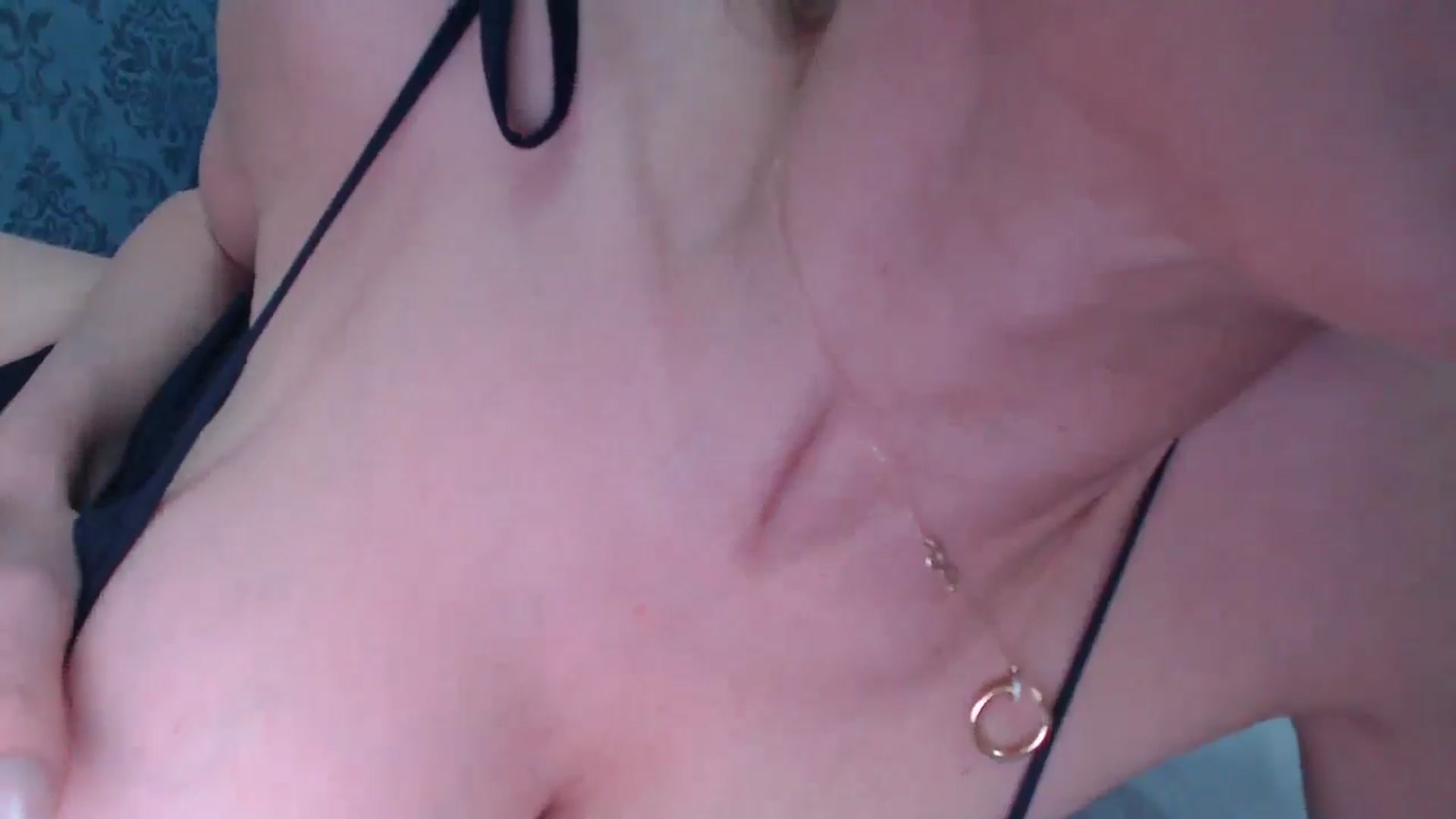 Gallery image thumbnail from Anayys's myfreecams stream on, 04/24/2025, 17:28 image 4 of 20