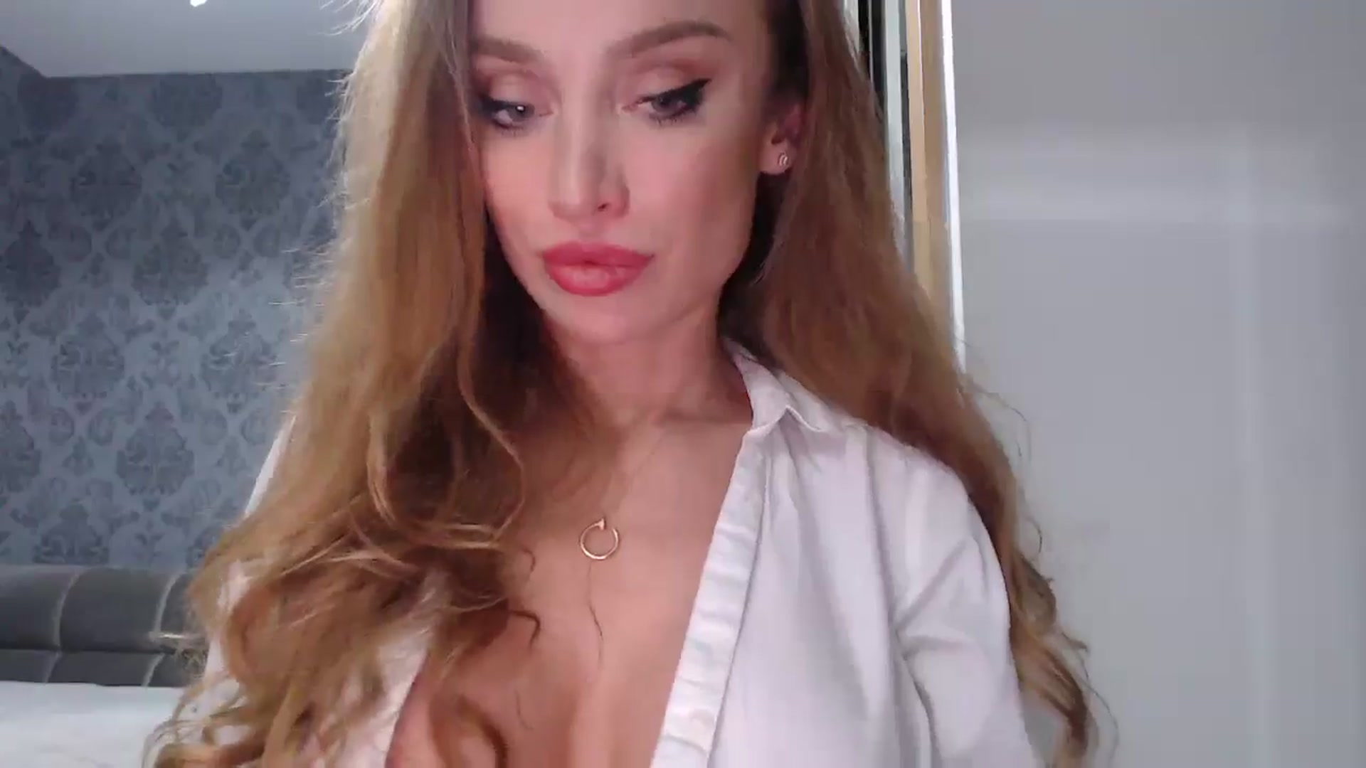 Gallery image thumbnail from Anayys's myfreecams stream on, 04/26/2025, 24:57 image 14 of 20