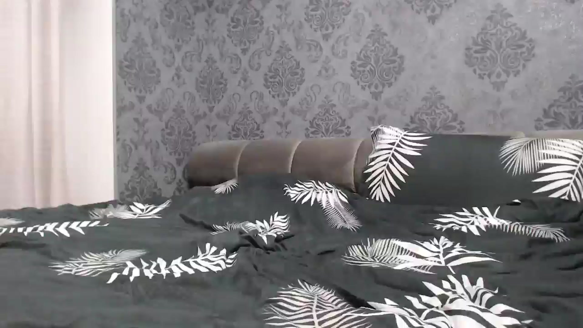 Gallery image thumbnail from Anayys's myfreecams stream on, 05/04/2025, 02:01 image 3 of 20