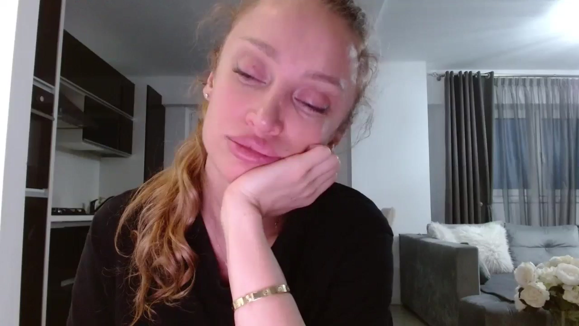 Gallery image thumbnail from Anayys's myfreecams stream on, 05/27/2025, 02:17 image 20 of 20