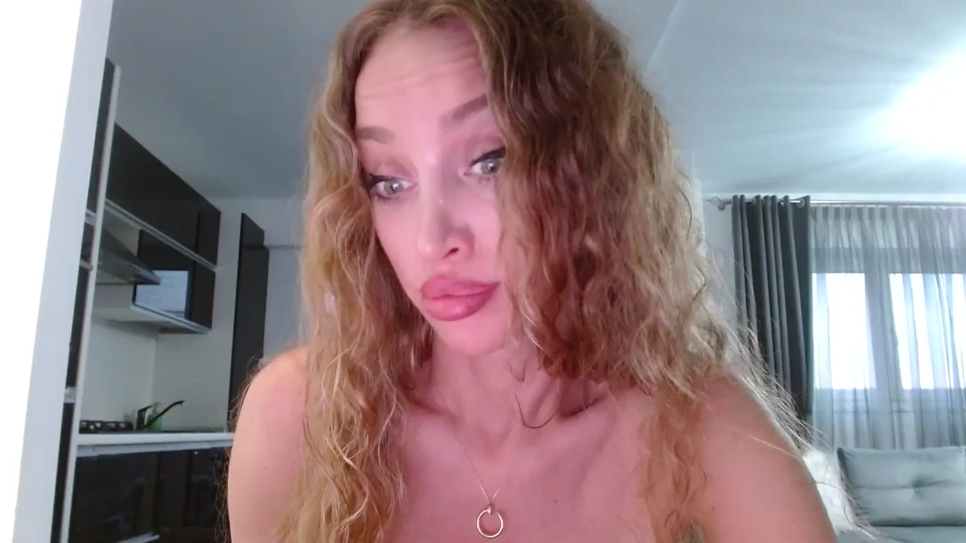 Gallery image thumbnail from Anayys's myfreecams stream on, 06/06/2025, 18:06 image 13 of 20