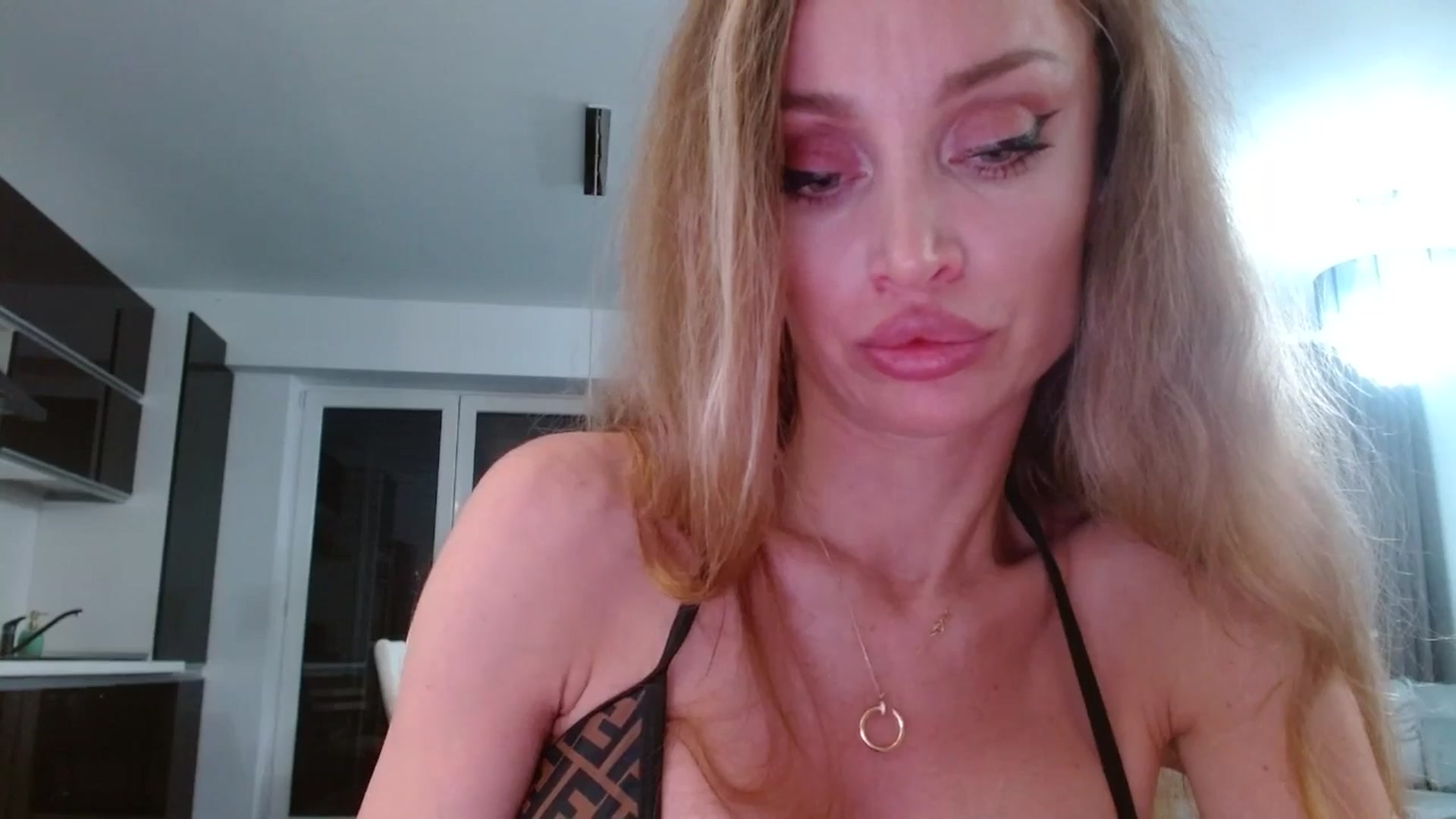 Gallery image thumbnail from Anayys's myfreecams stream on, 06/07/2025, 19:47 image 13 of 20