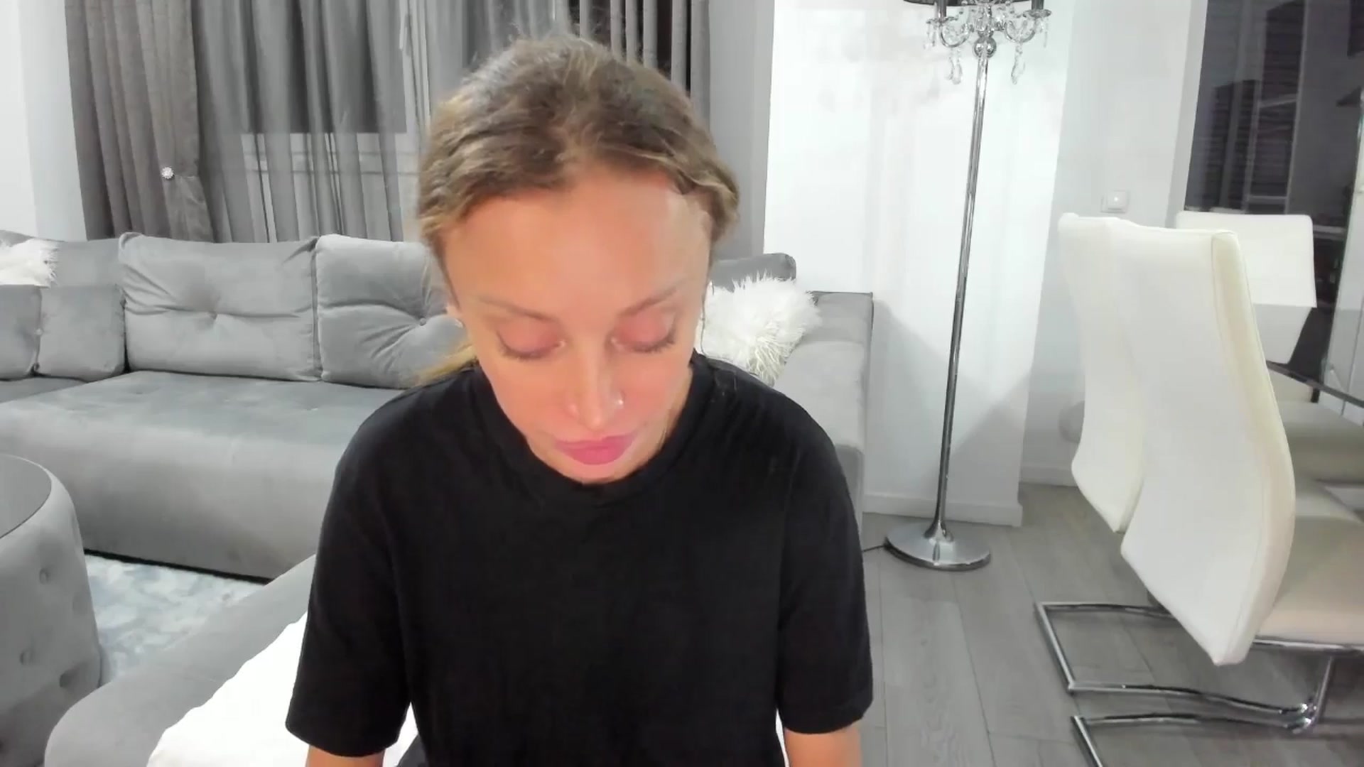 Gallery image thumbnail from Anayys's myfreecams stream on, 06/09/2025, 01:07 image 19 of 20