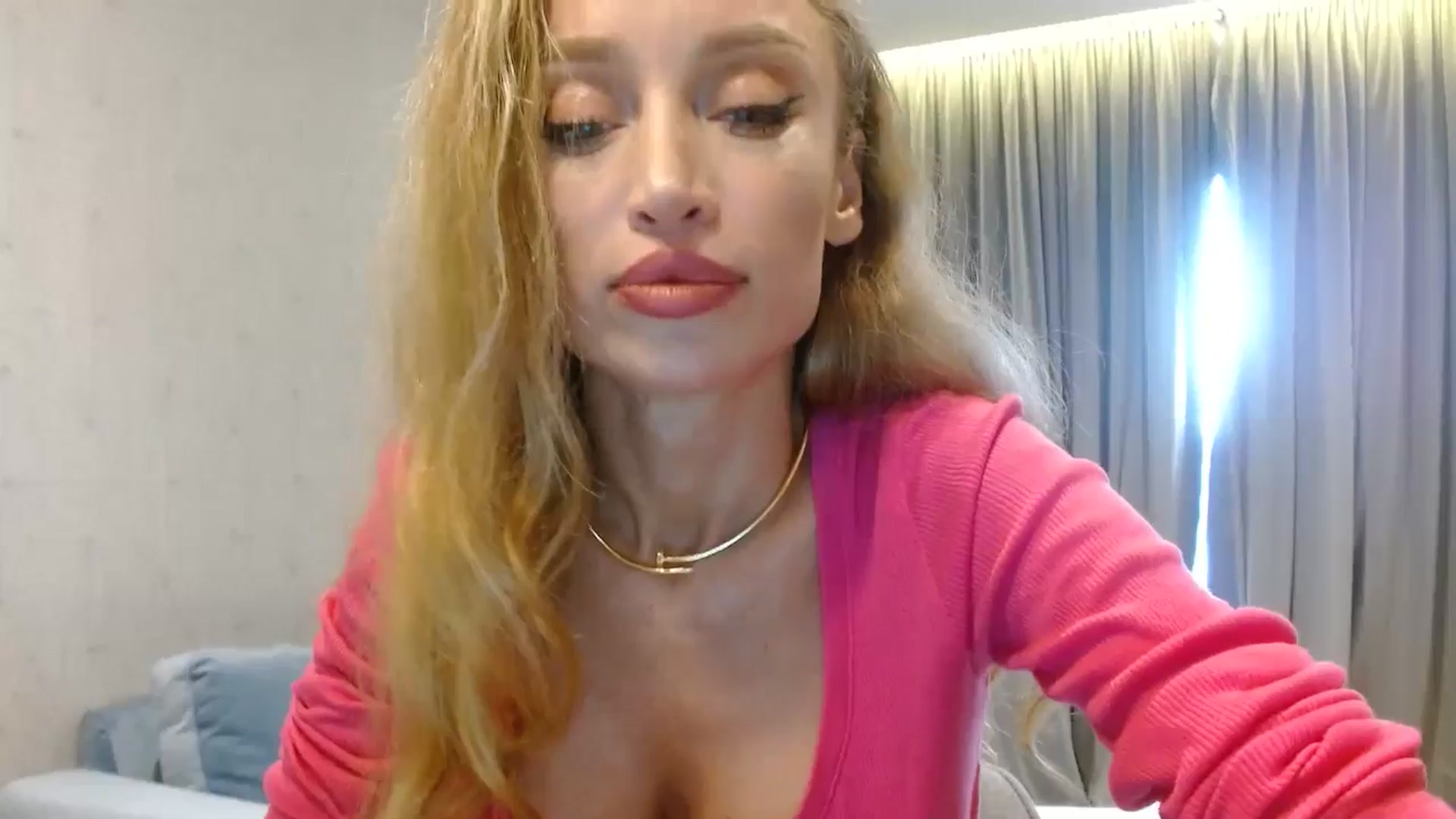 Gallery image thumbnail from Anayys's myfreecams stream on, 06/13/2025, 14:18 image 19 of 20