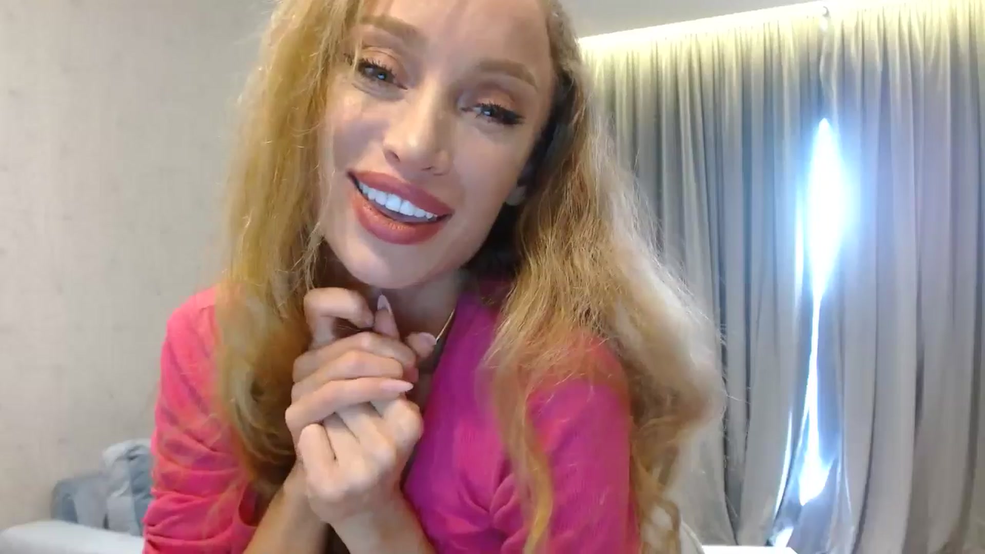Gallery image thumbnail from Anayys's myfreecams stream on, 06/13/2025, 14:18 image 16 of 20