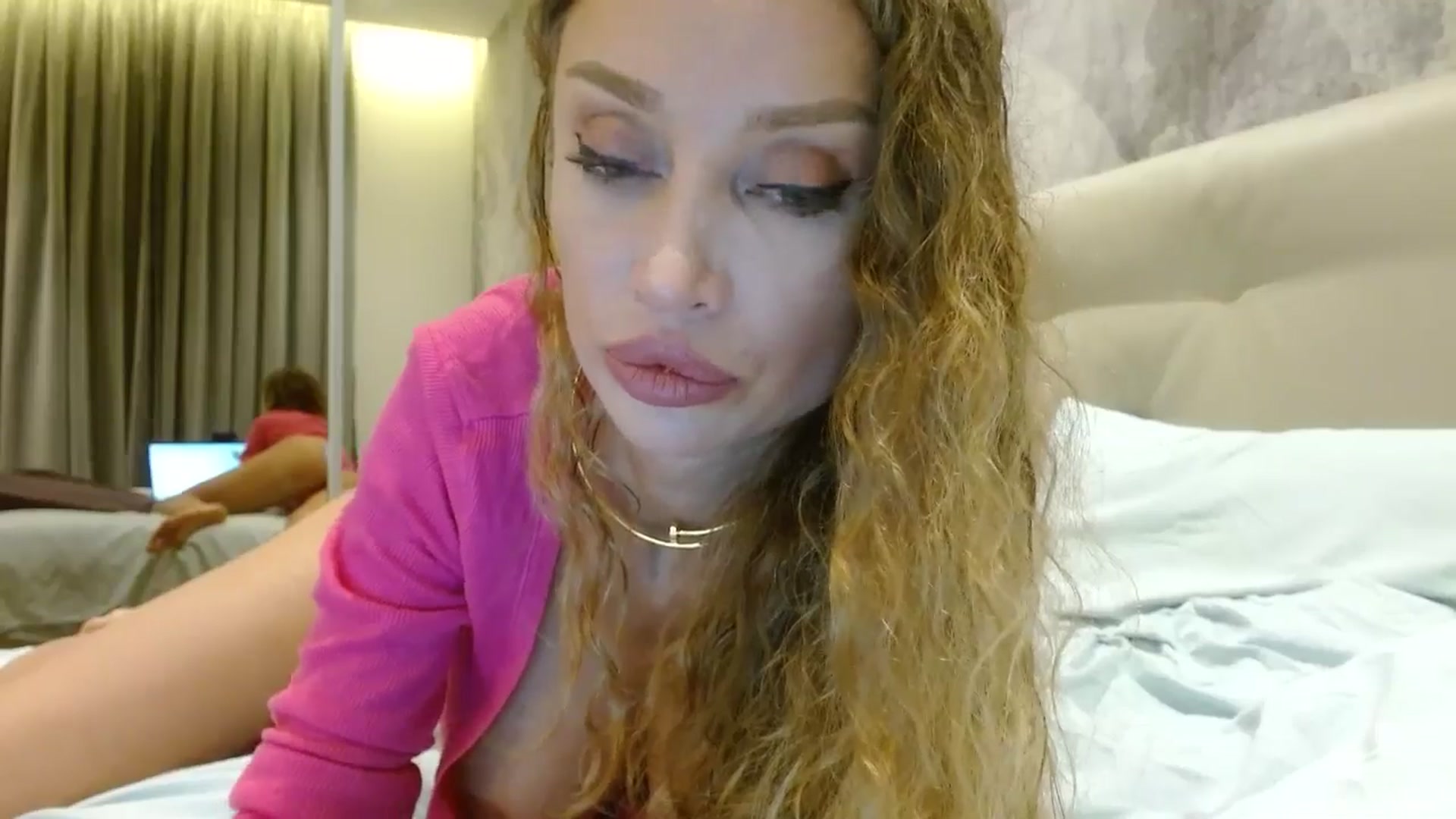 Gallery image thumbnail from Anayys's myfreecams stream on, 06/13/2025, 18:01 image 13 of 20