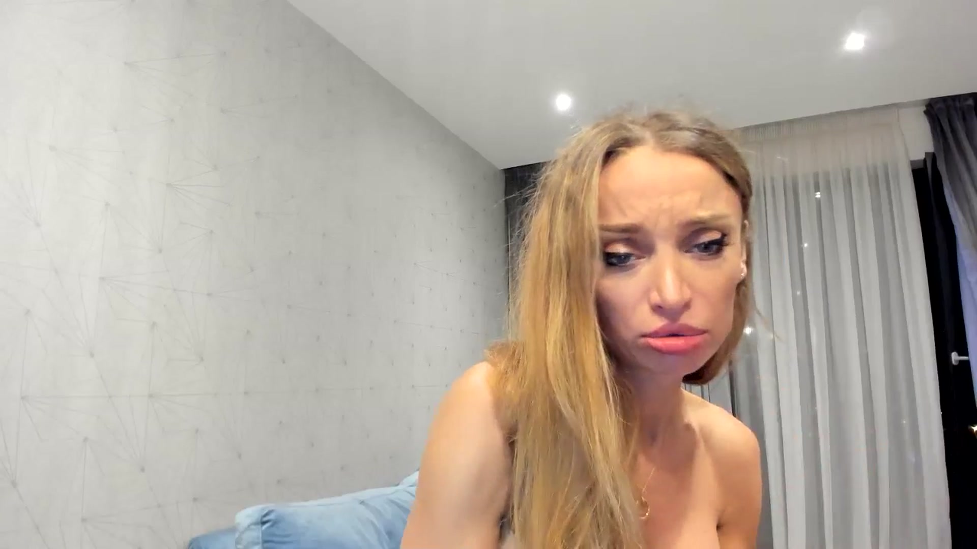 Gallery image thumbnail from Anayys's myfreecams stream on, 06/18/2025, 19:50 image 11 of 20
