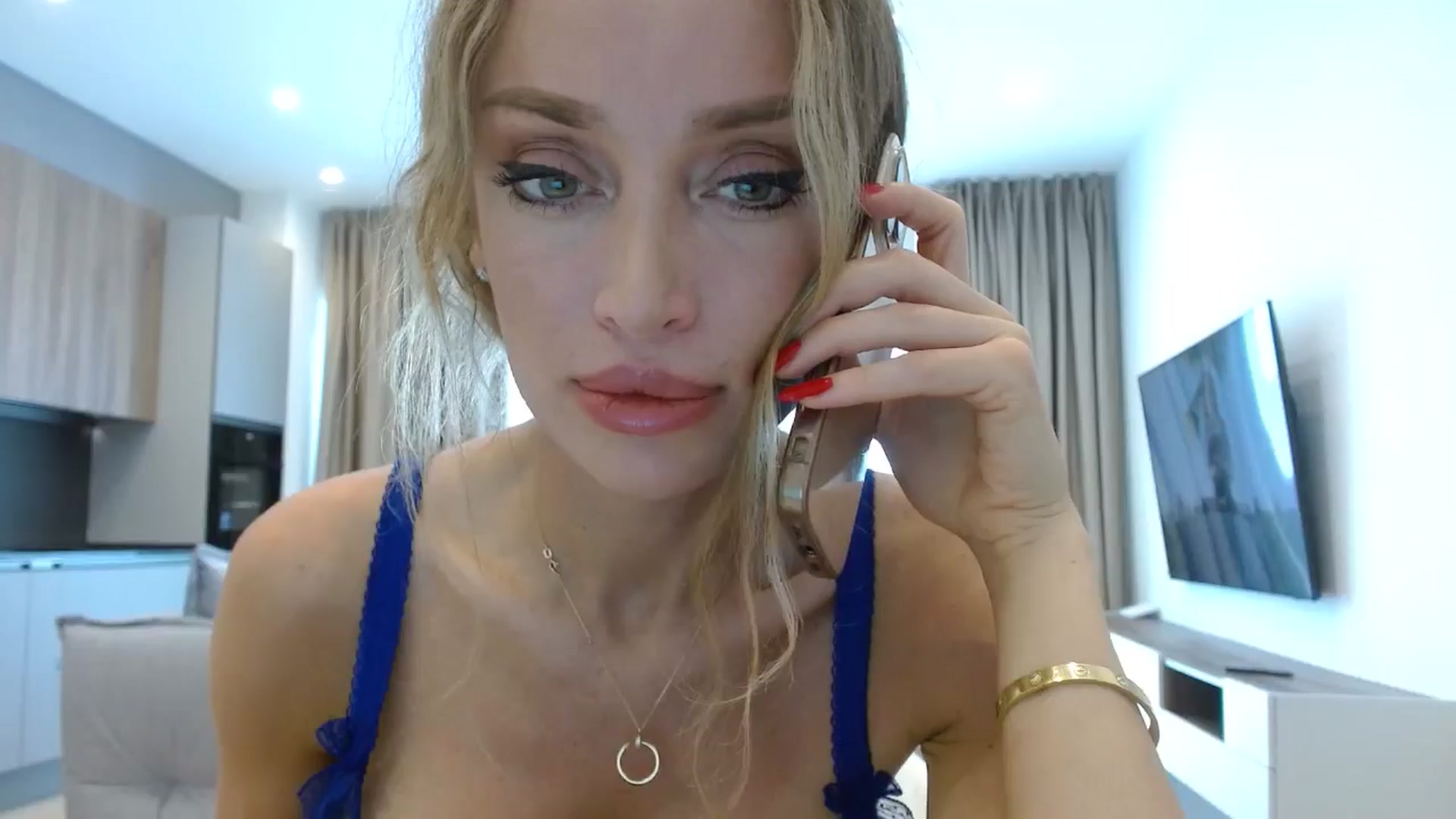 Gallery image thumbnail from Anayys's myfreecams stream on, 06/26/2025, 14:17 image 7 of 20