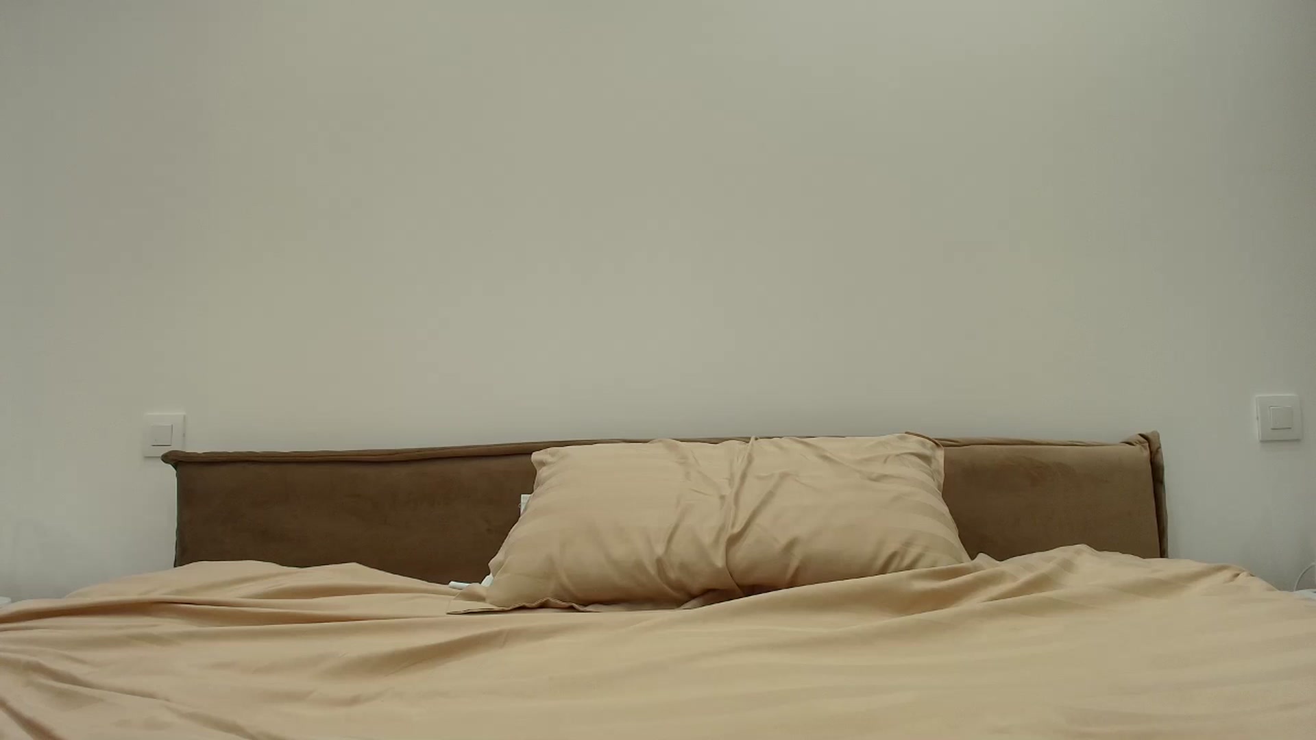 Gallery image thumbnail from Anayys's myfreecams stream on, 07/23/2025, 20:27 image 11 of 20