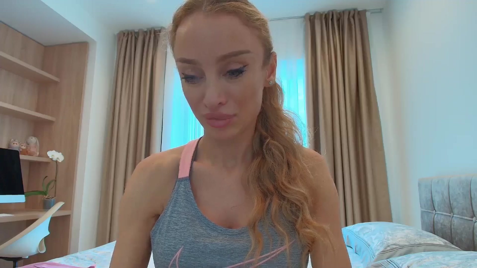 Gallery image thumbnail from Anayys's myfreecams stream on, 08/01/2025, 13:02 image 14 of 20