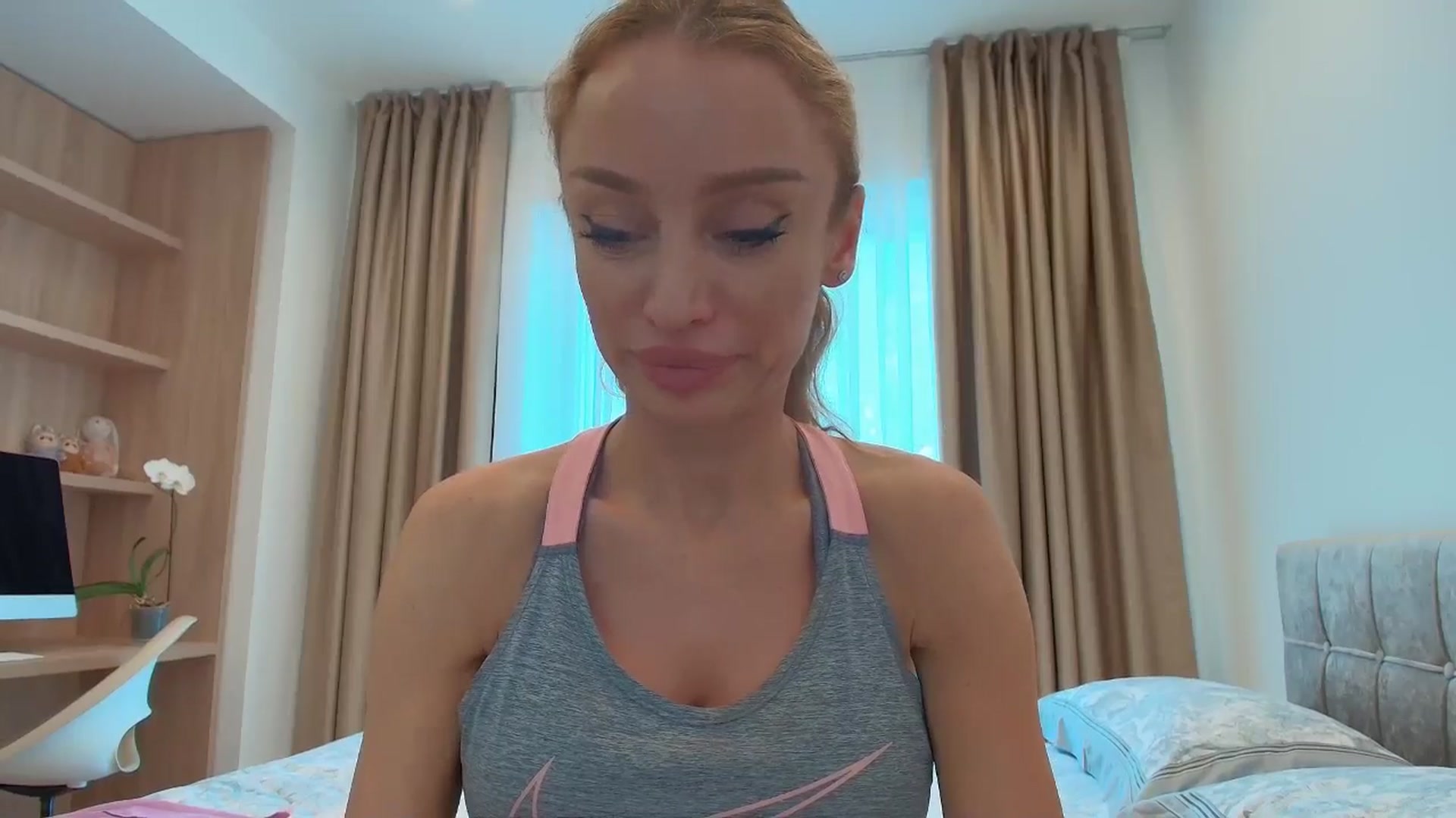 Gallery image thumbnail from Anayys's myfreecams stream on, 08/01/2025, 13:02 image 15 of 20