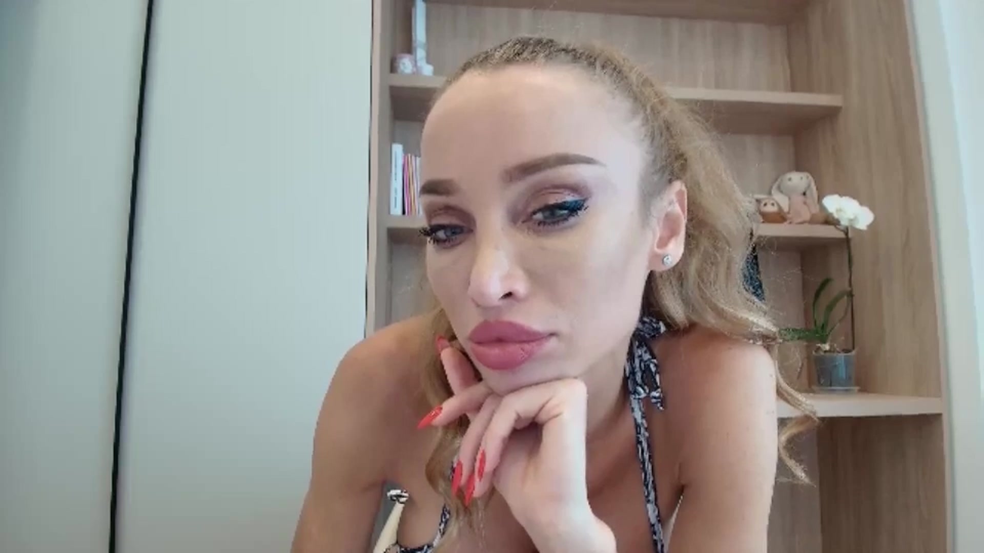 Gallery image thumbnail from Anayys's myfreecams stream on, 08/11/2025, 14:58 image 15 of 20