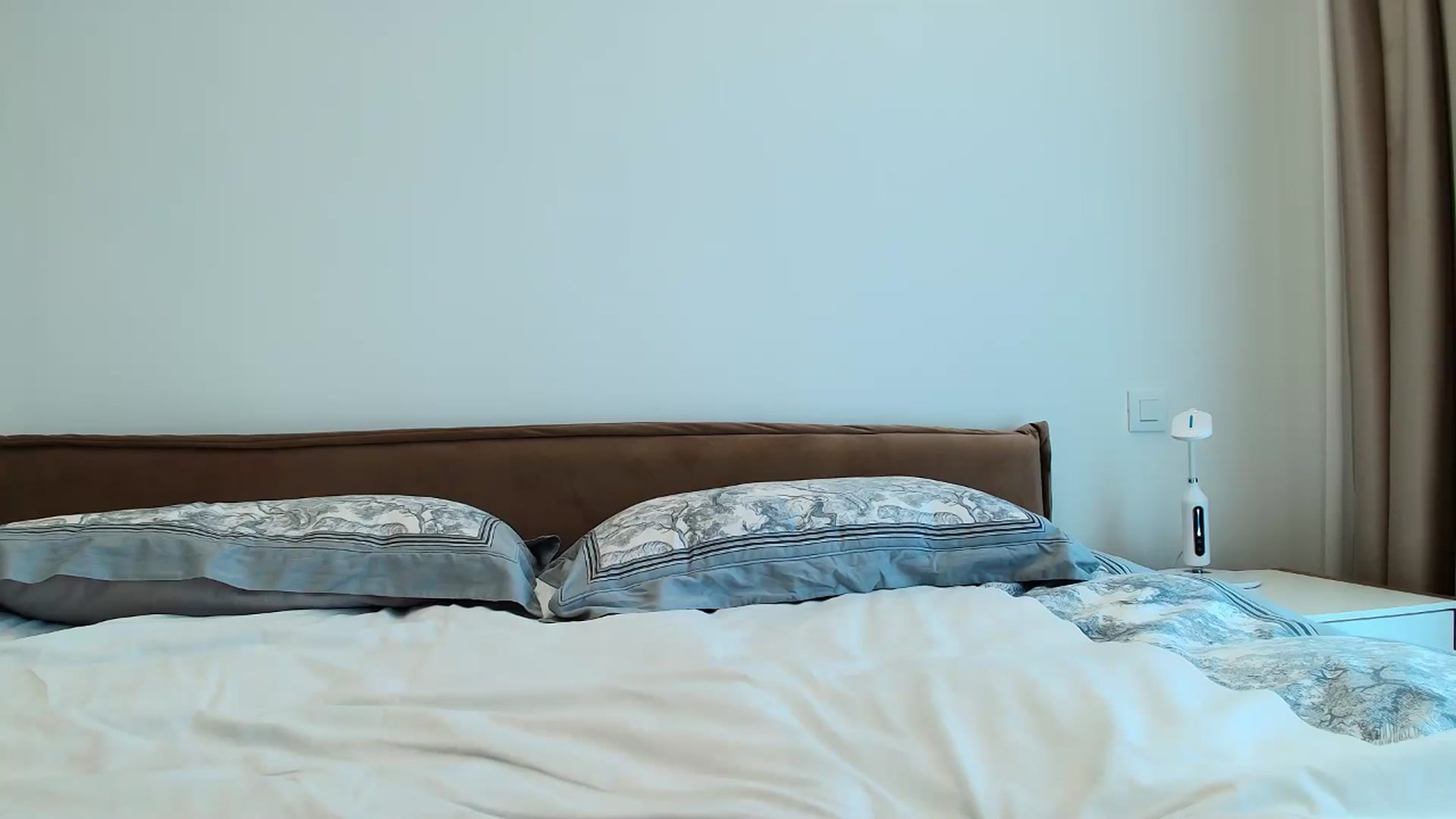Gallery image thumbnail from Anayys's myfreecams stream on, 08/19/2025, 15:27 image 10 of 20