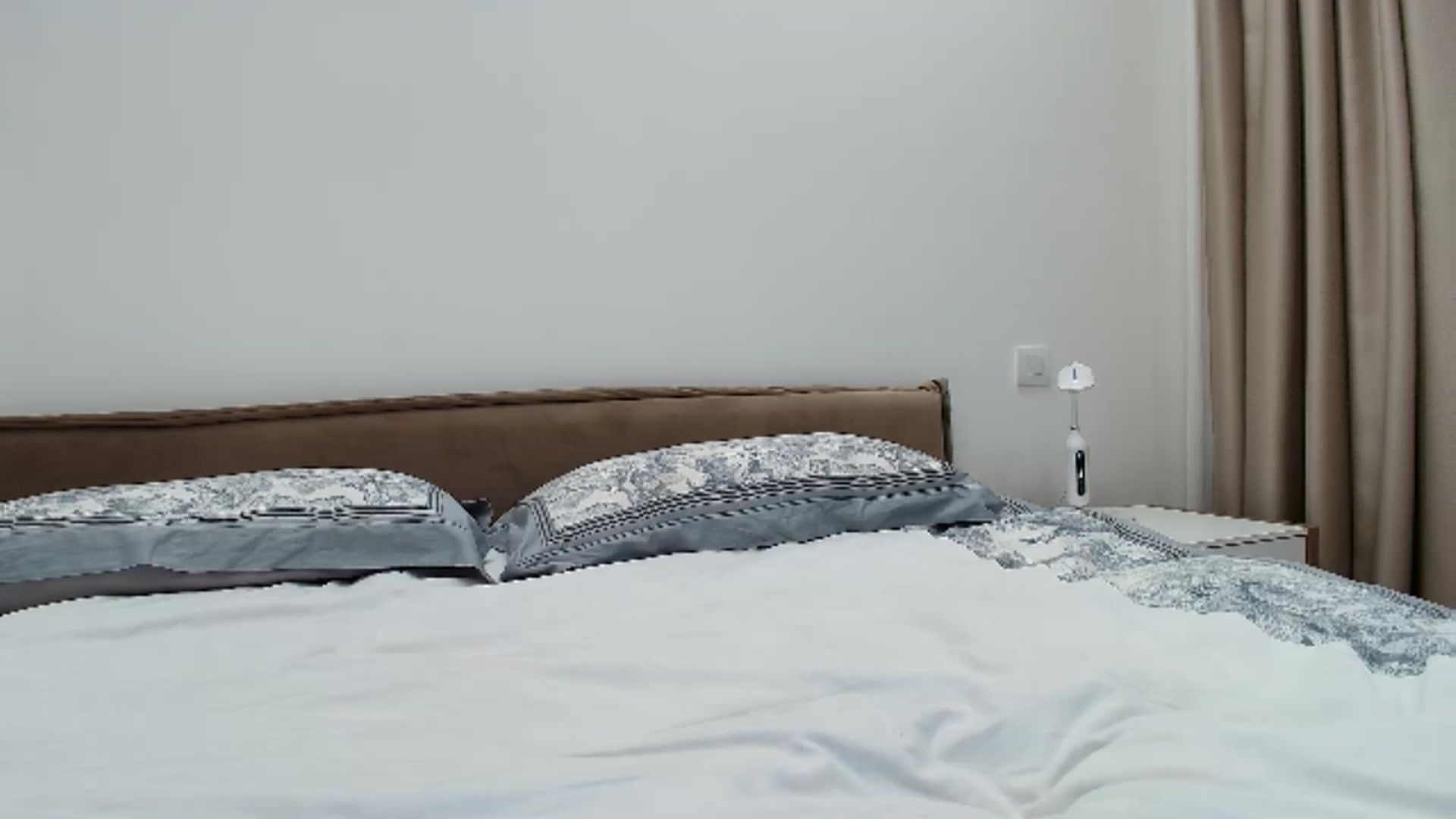 Gallery image thumbnail from Anayys's myfreecams stream on, 08/19/2025, 18:11 image 5 of 20