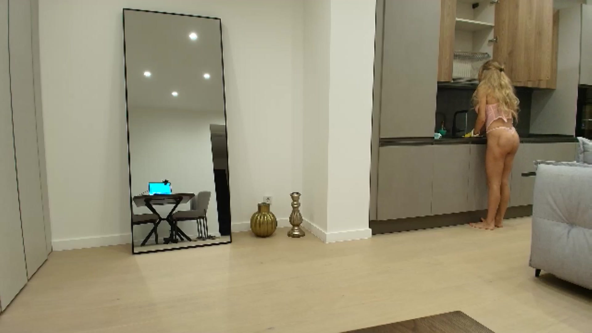 Gallery image thumbnail from Anayys's myfreecams stream on, 08/24/2025, 22:24 image 6 of 20