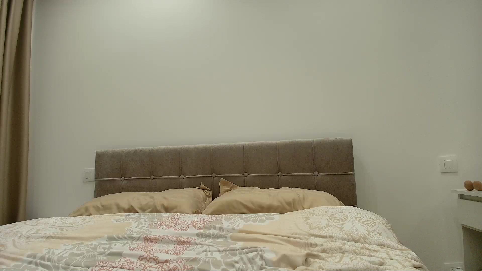 Gallery image thumbnail from Anayys's myfreecams stream on, 08/25/2025, 19:05 image 19 of 20