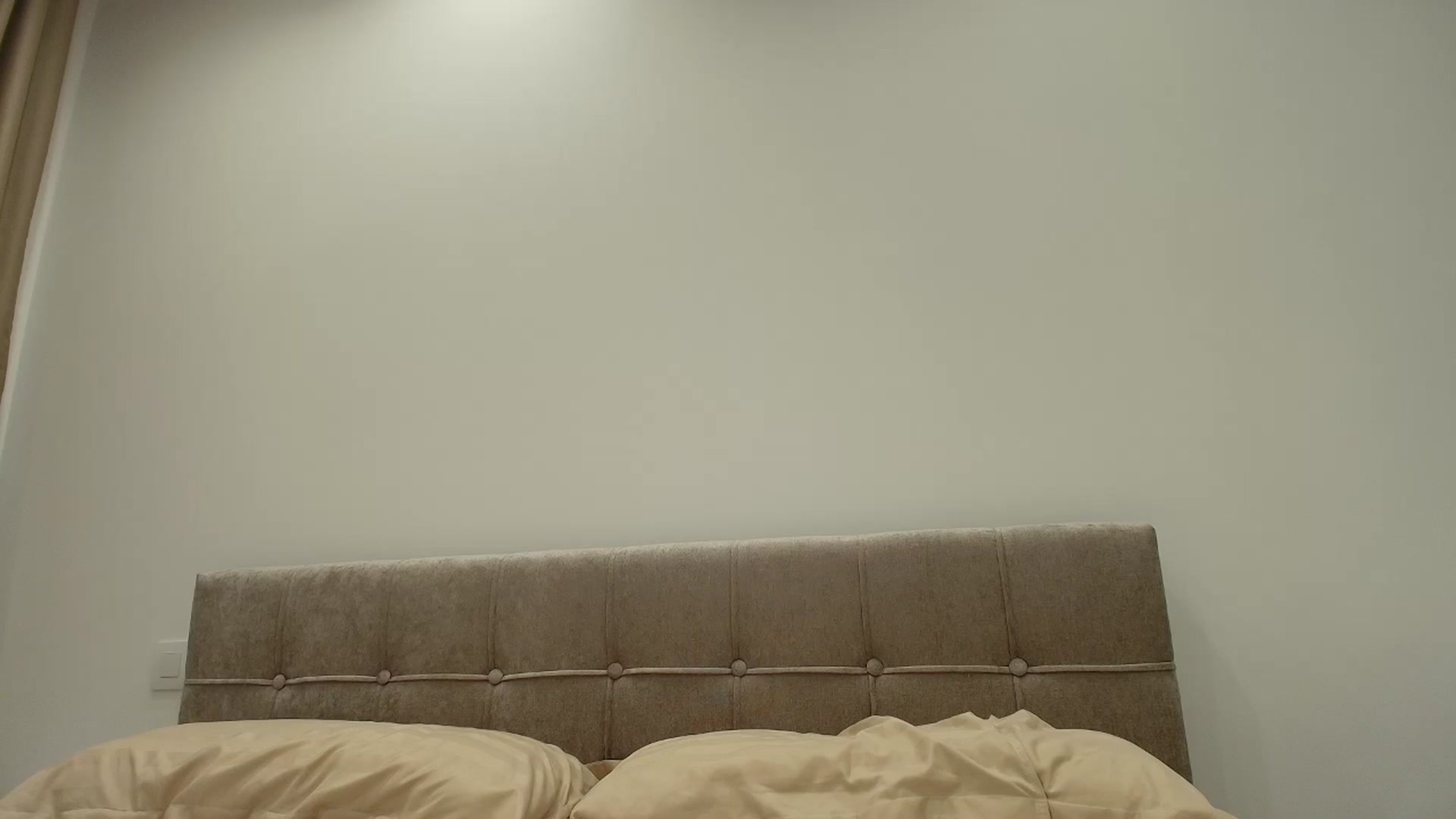 Gallery image thumbnail from Anayys's myfreecams stream on, 08/28/2025, 20:21 image 12 of 20
