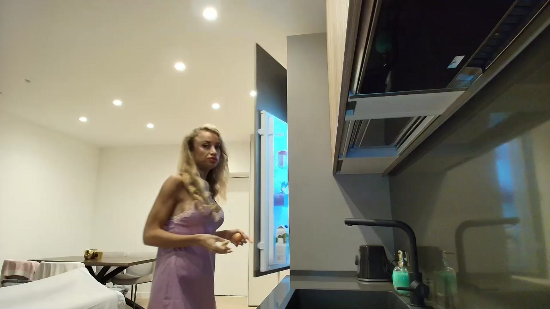 Gallery image thumbnail from Anayys's myfreecams stream on, 09/11/2025, 03:06 image 11 of 20