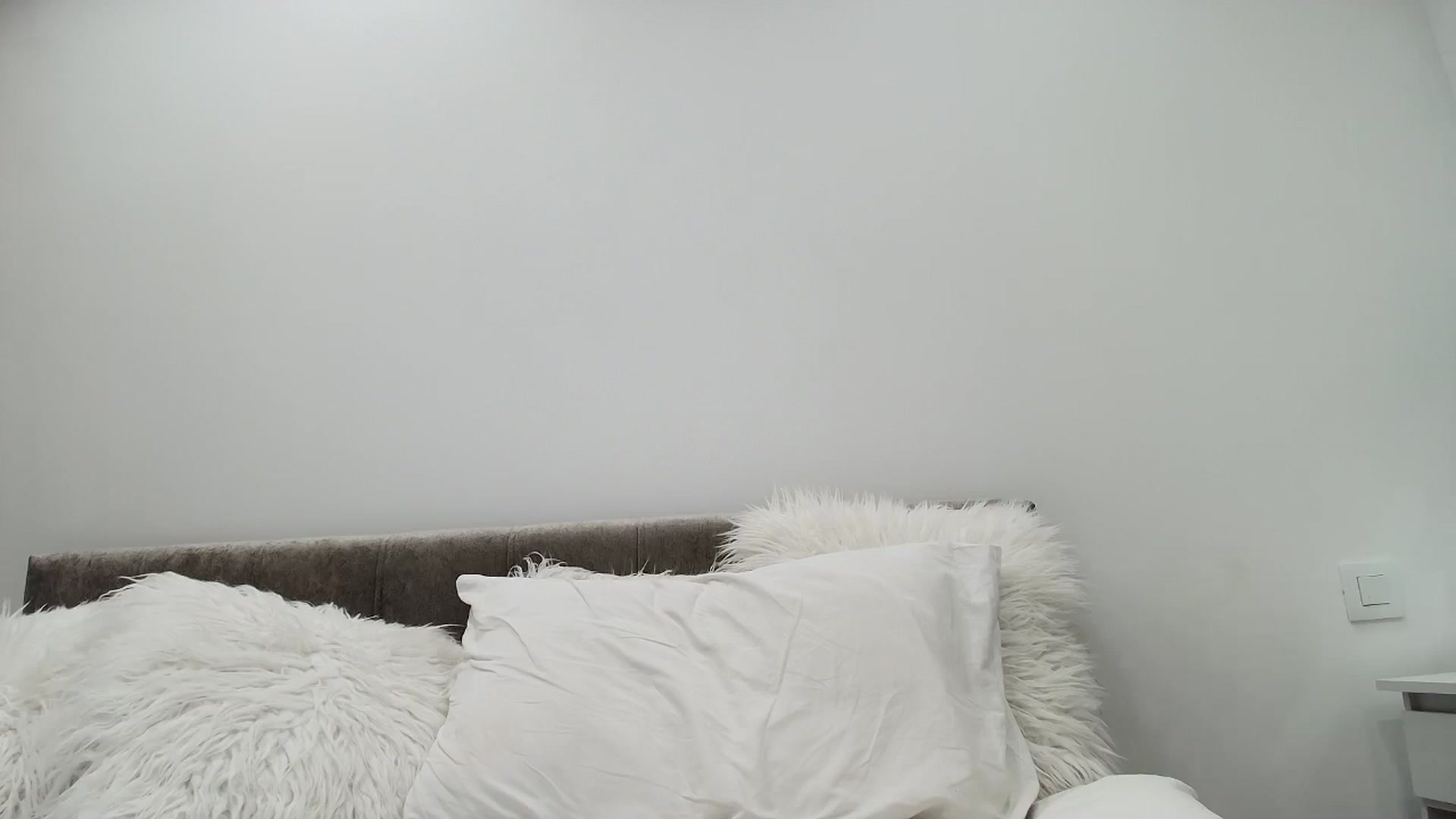 Gallery image thumbnail from Anayys's myfreecams stream on, 09/18/2025, 19:51 image 1 of 20