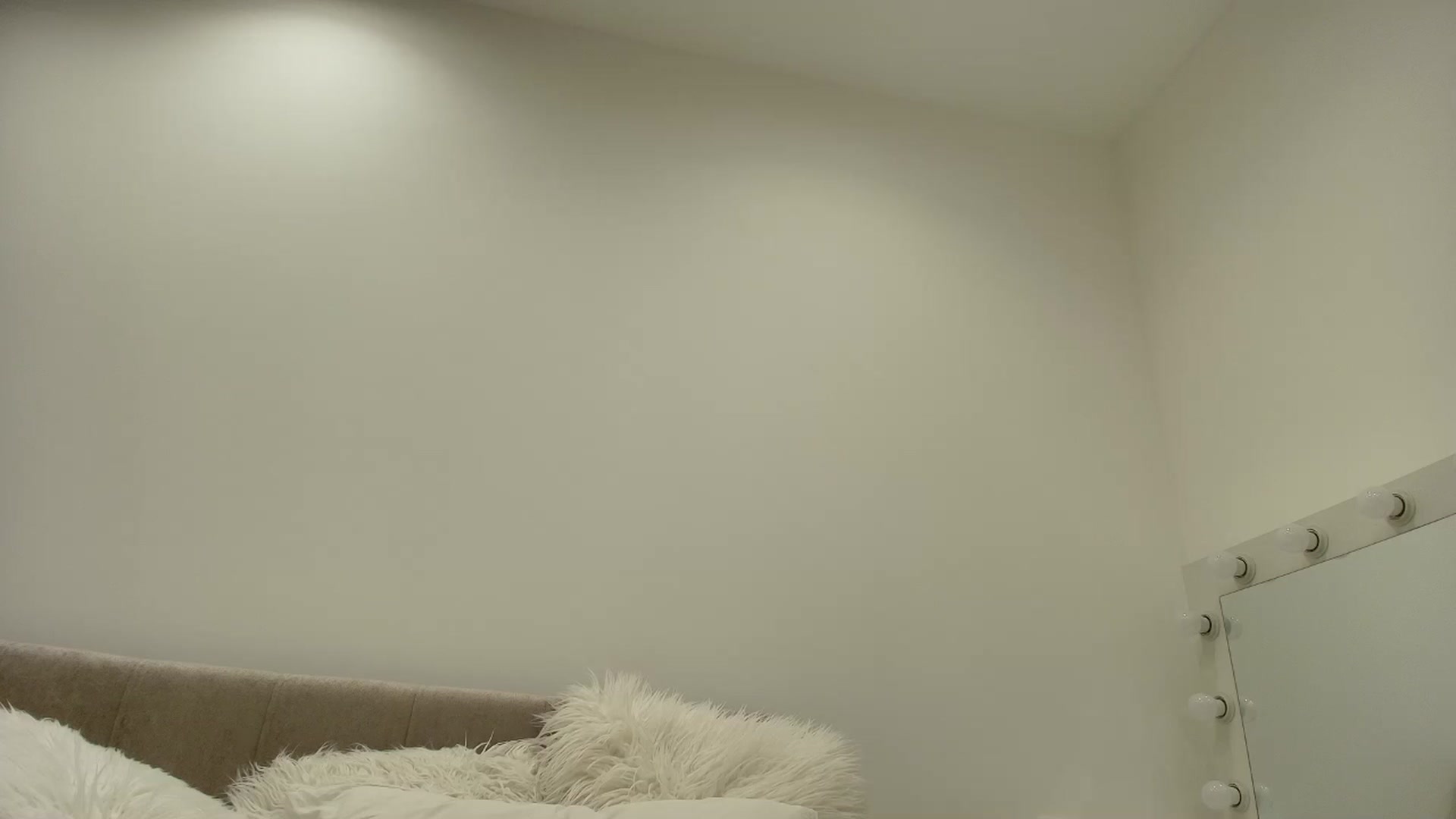 Gallery image thumbnail from Anayys's myfreecams stream on, 09/19/2025, 23:46 image 19 of 20