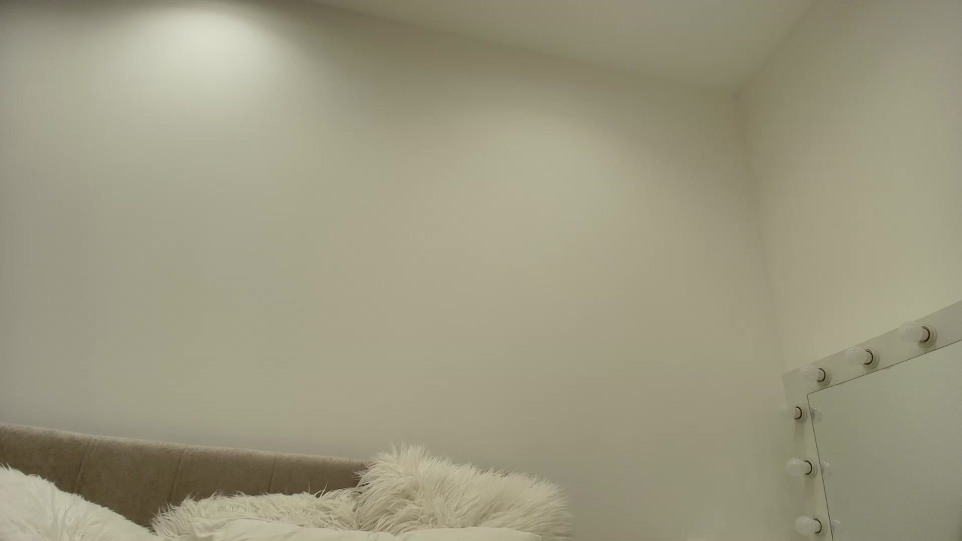 Gallery image thumbnail from Anayys's myfreecams stream on, 09/19/2025, 23:46 image 20 of 20