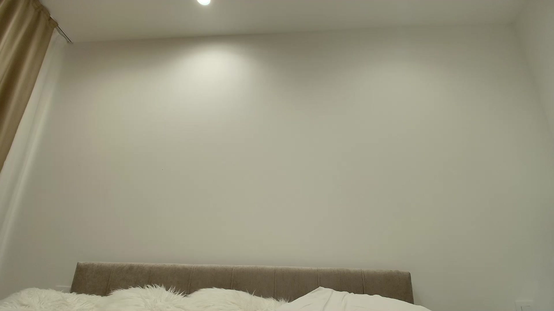 Gallery image thumbnail from Anayys's myfreecams stream on, 09/20/2025, 21:18 image 9 of 20