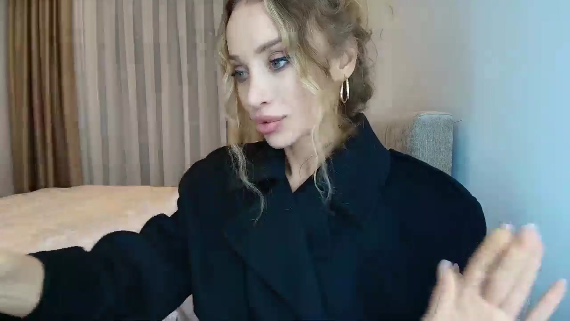 Gallery image thumbnail from Anayys's myfreecams stream on, 11/17/2025, 20:37 image 20 of 20
