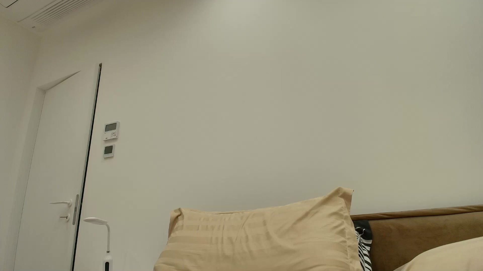 Gallery image thumbnail from Anayys's myfreecams stream on, 11/19/2025, 15:38 image 6 of 20