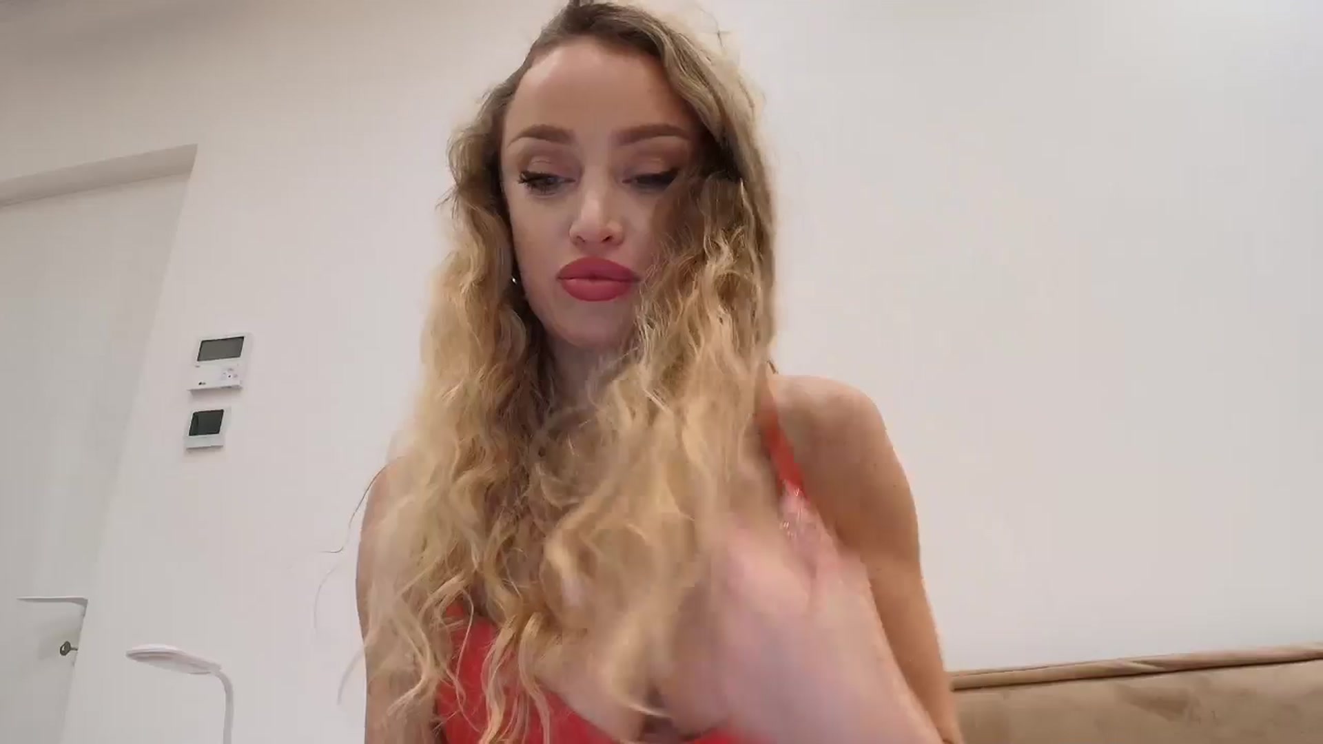 Gallery image thumbnail from Anayys's myfreecams stream on, 11/29/2025, 14:57 image 12 of 20
