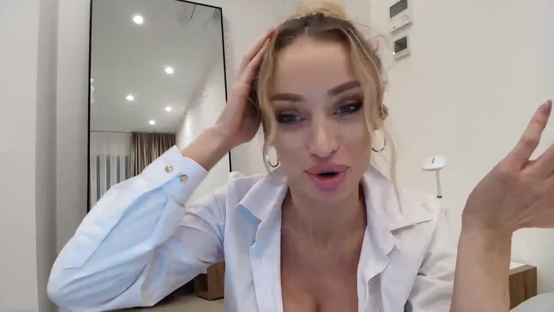 Gallery image thumbnail from Anayys's myfreecams stream on, 12/02/2025, 16:29 image 7 of 20