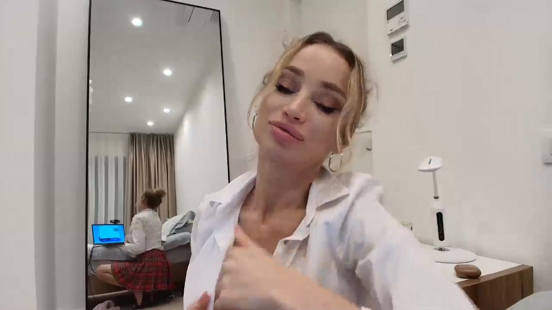 Gallery image thumbnail from Anayys's myfreecams stream on, 12/02/2025, 16:29 image 8 of 20