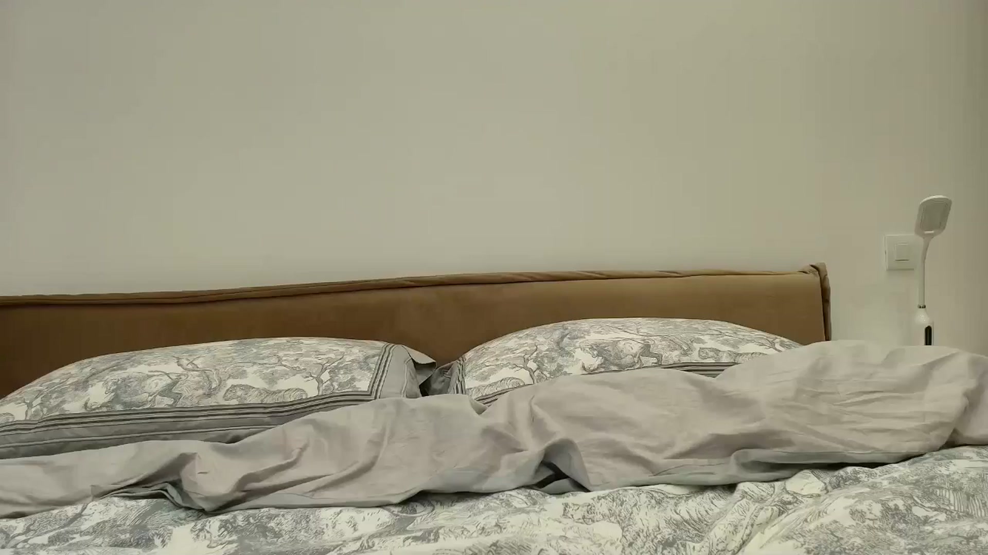 Gallery image thumbnail from Anayys's myfreecams stream on, 12/07/2025, 16:52 image 6 of 20